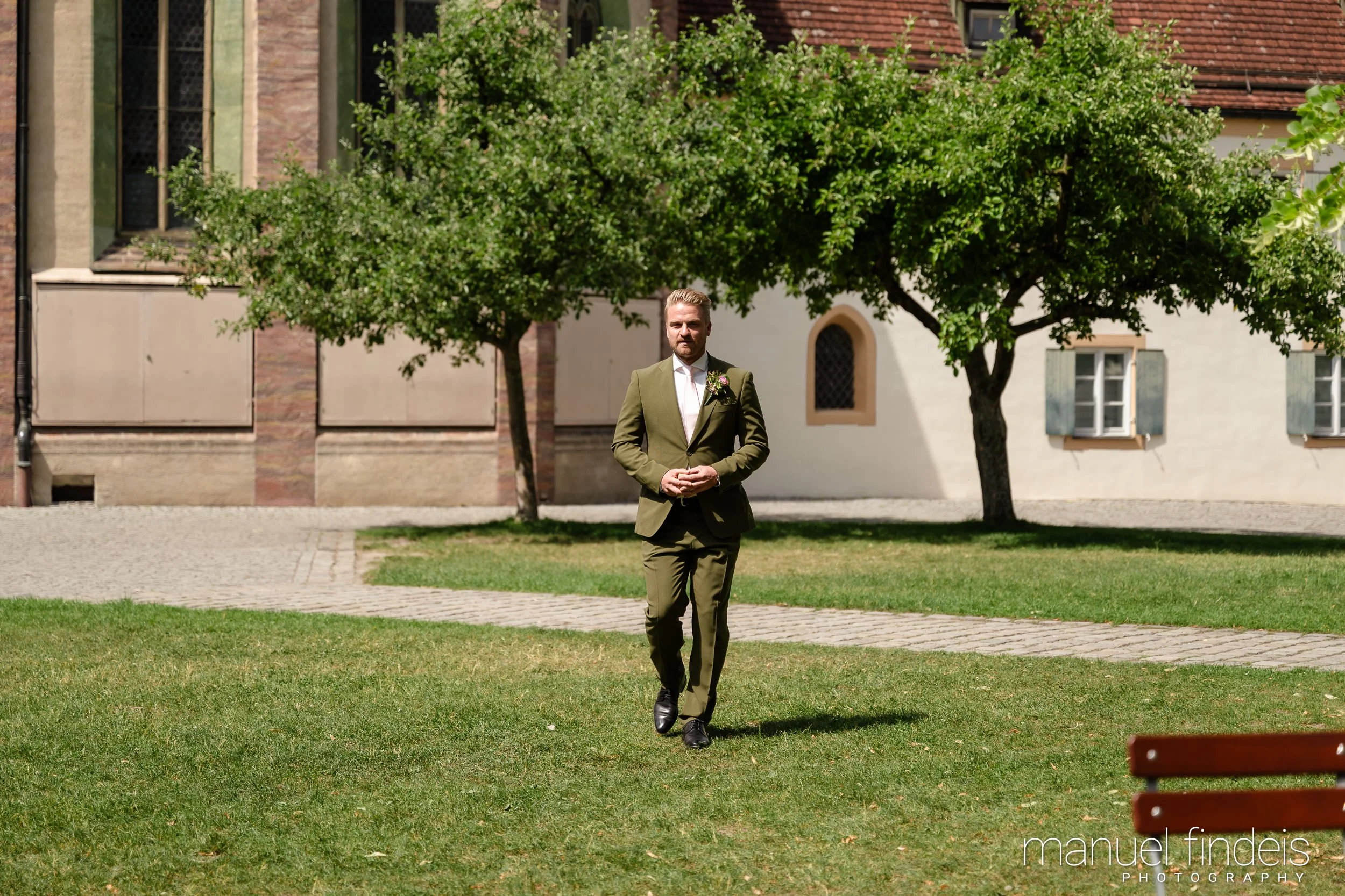 0086_Hochzeit_RuS_www.manuelfindeis.com.jpg