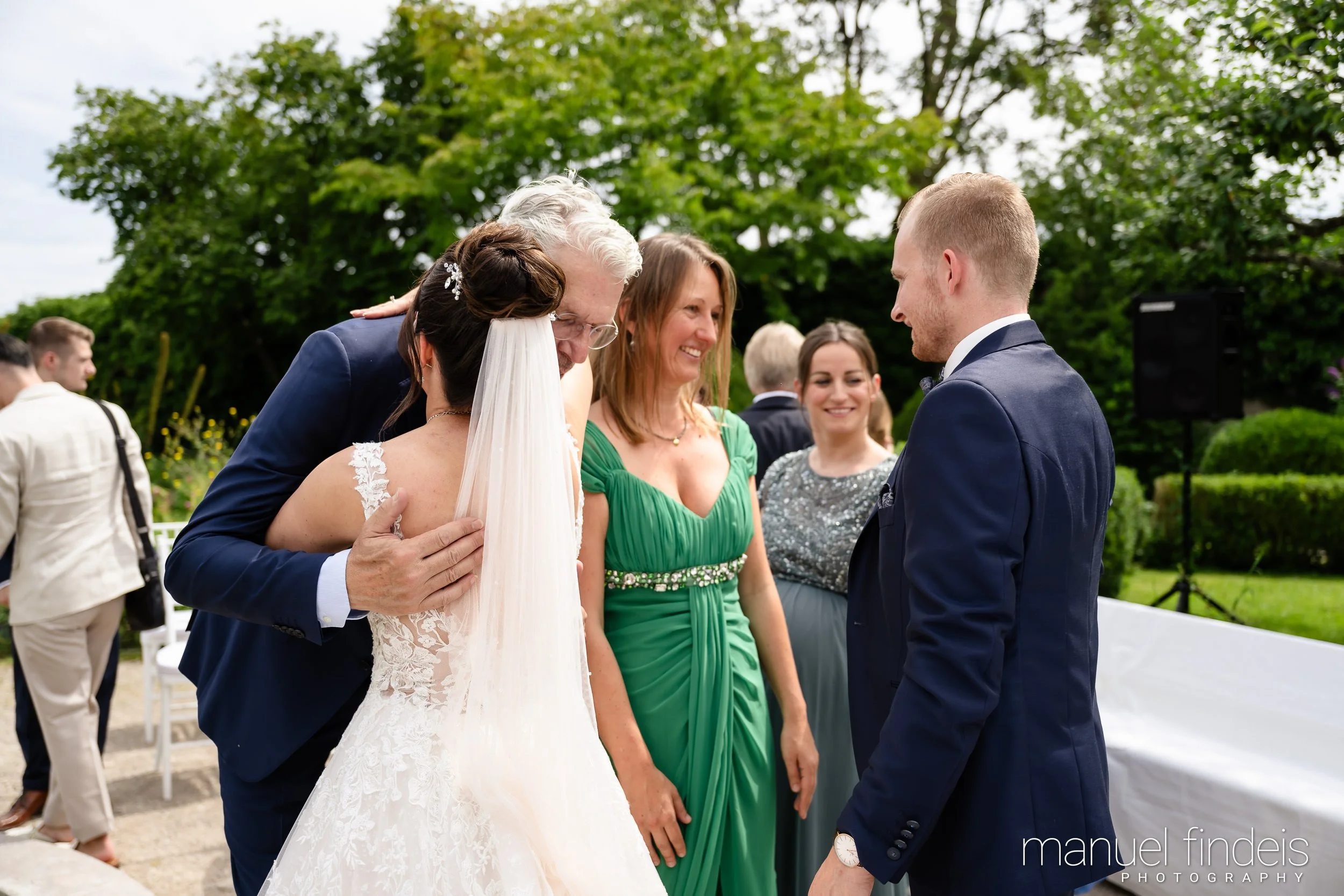 0287_Hochzeit-SuF_www.manuelfindeis.com.jpg