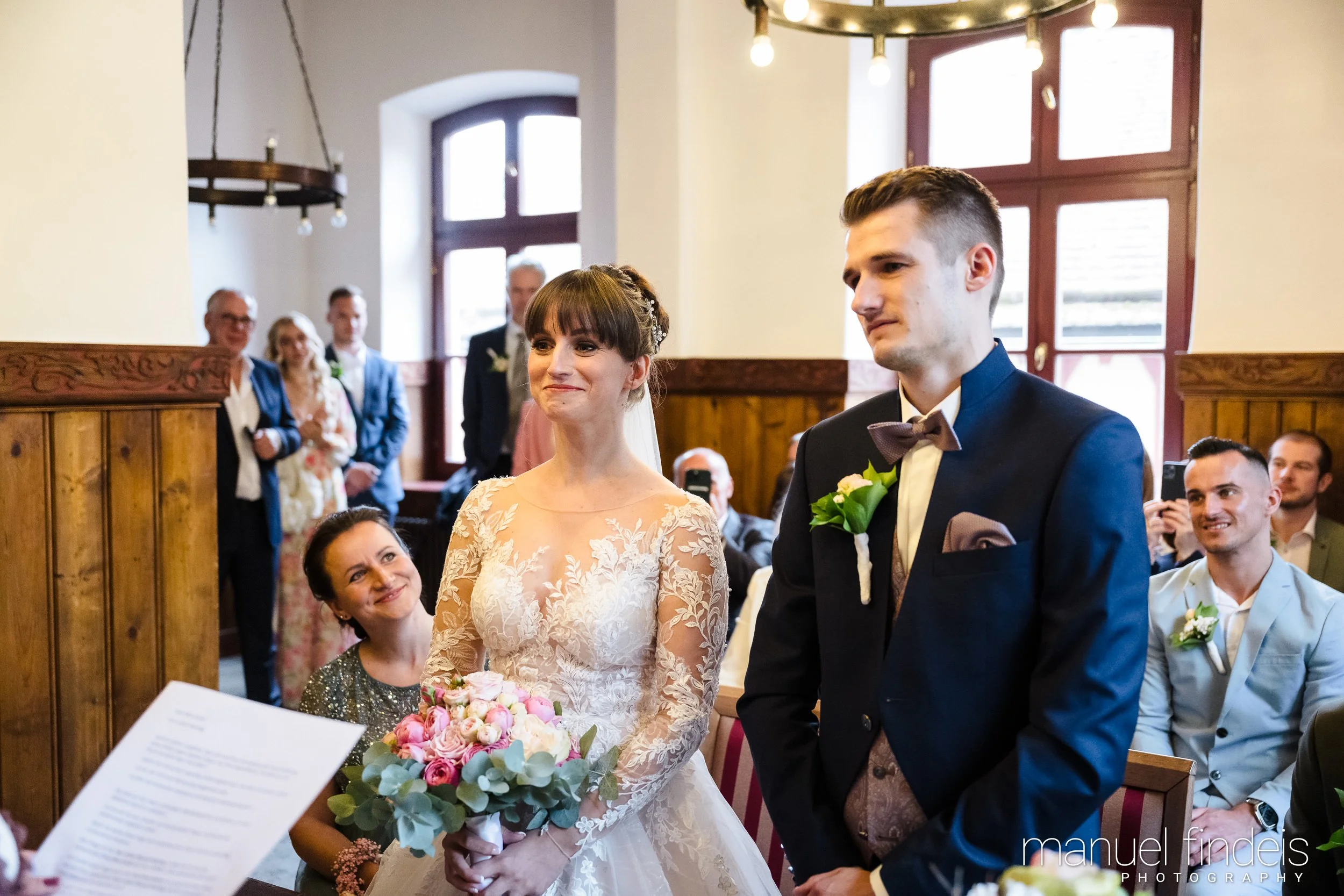 0164_Hochzeit-AuJ_www.manuelfindeis.com.jpg