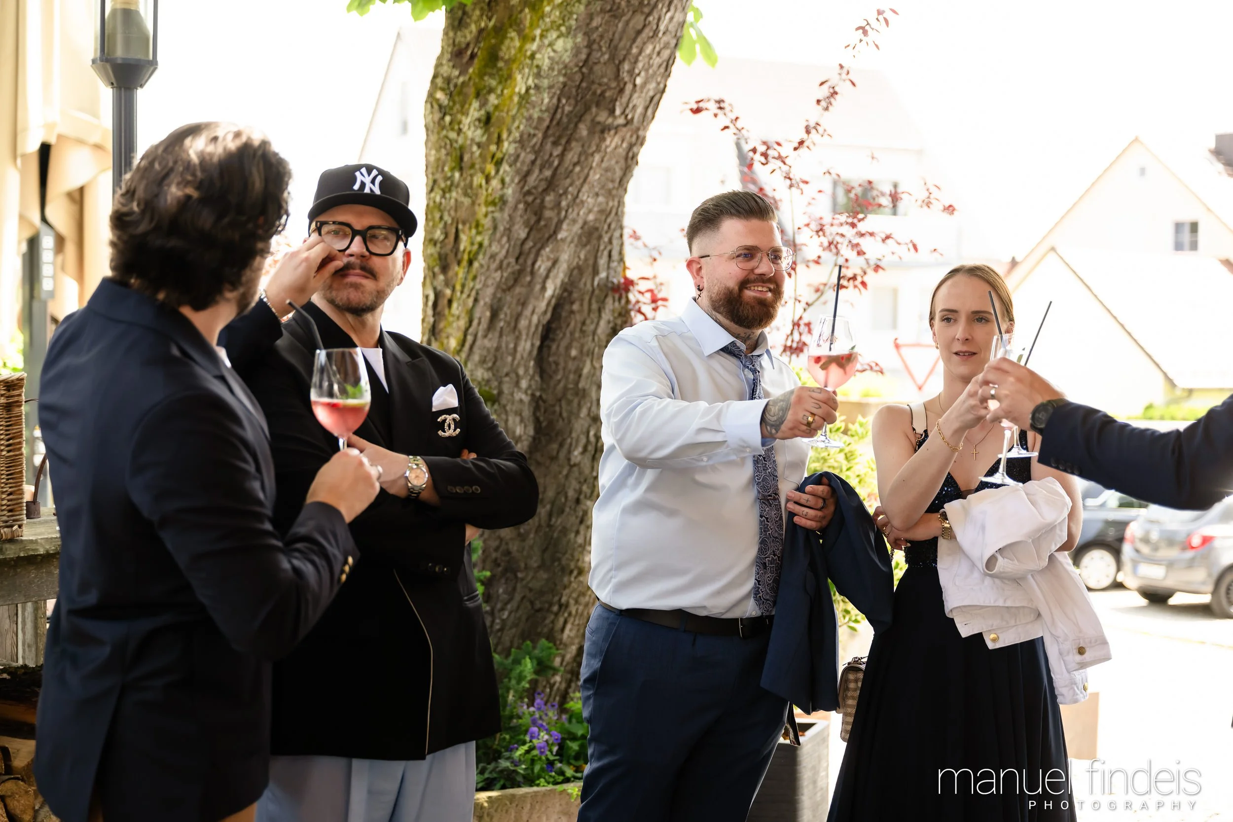 0451_Hochzeit_RundS_www.manuelfindeis.com.jpg