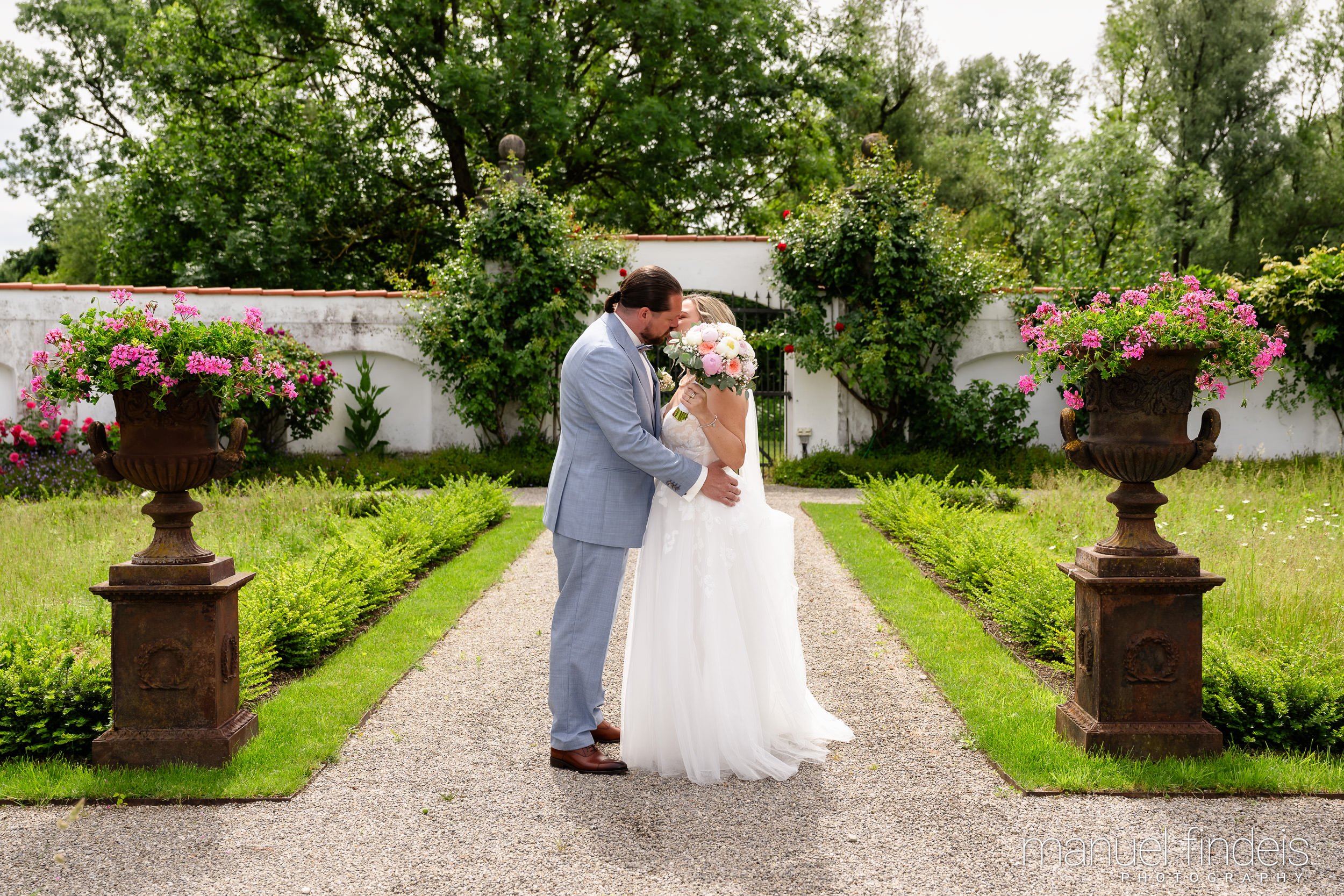 0081_Hochzeit_RundS_www.manuelfindeis.com.jpg