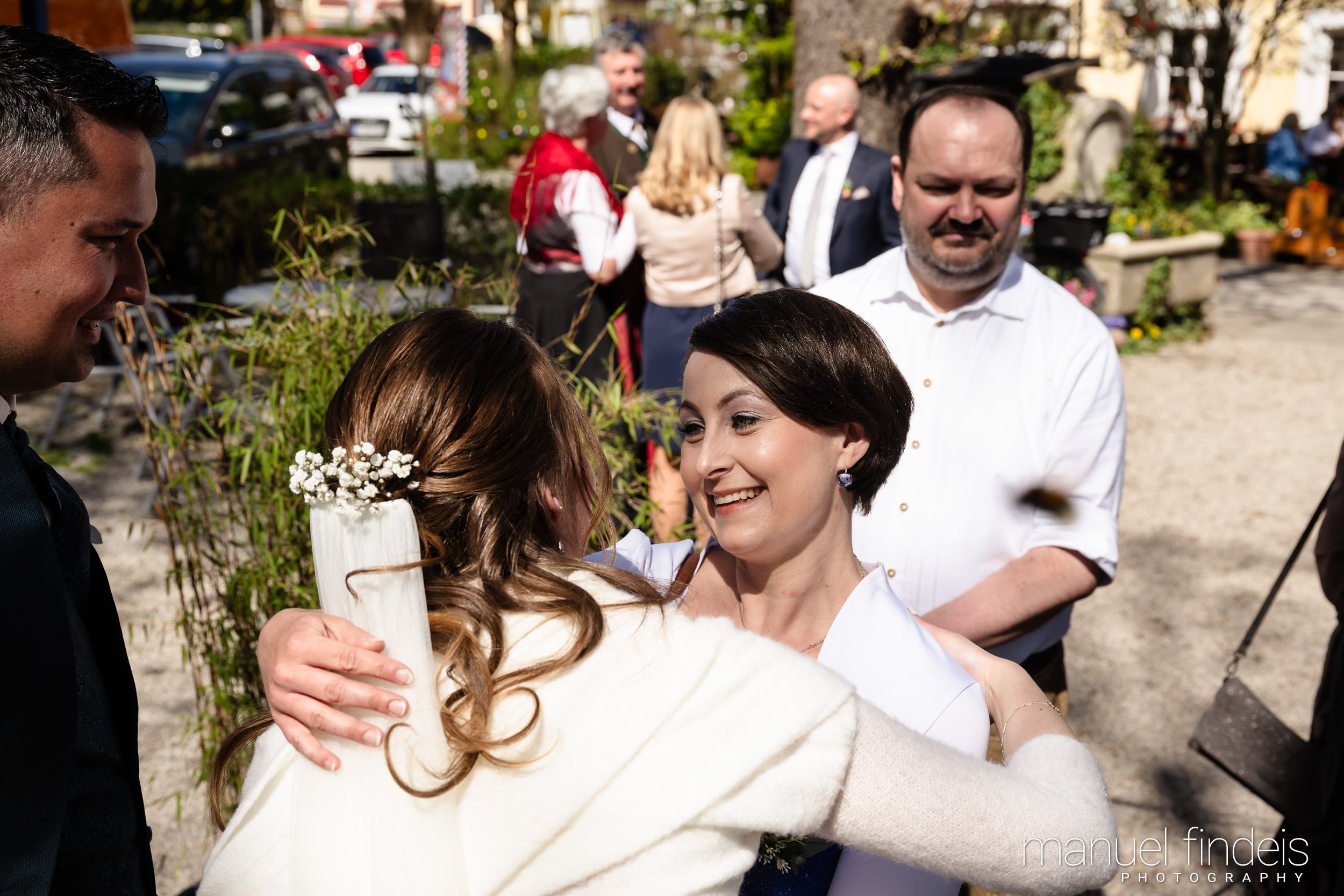 0520_Hochzeit_VuA_www.manuelfindeis.com.jpg