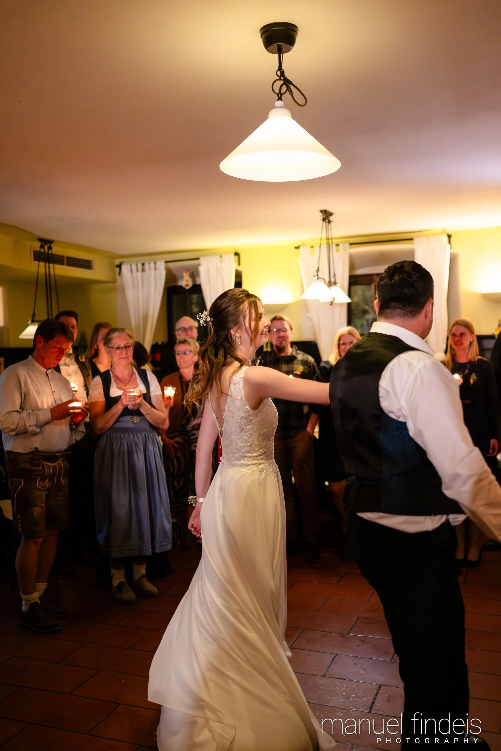0952_Hochzeit_VuA_www.manuelfindeis.com.jpg
