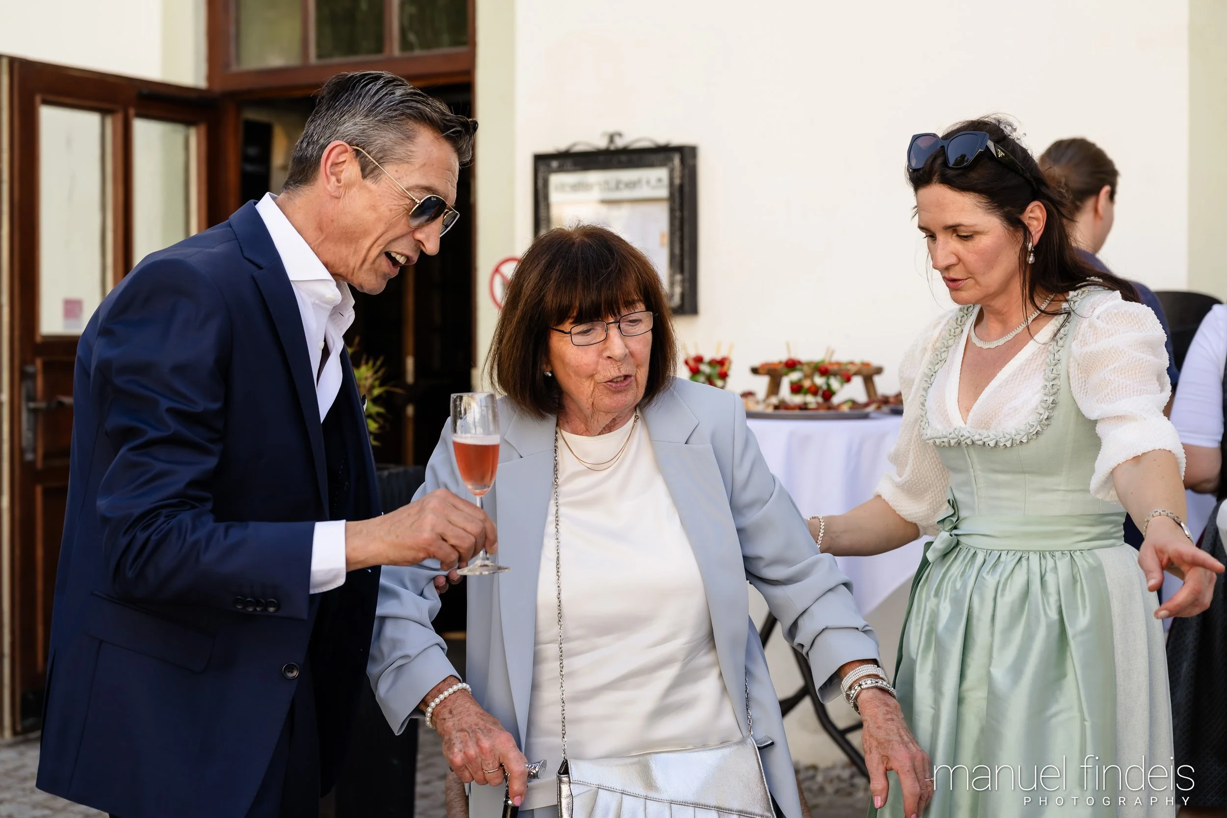 0256_Hochzeit_AuE_www.manuelfindeis.com.jpg