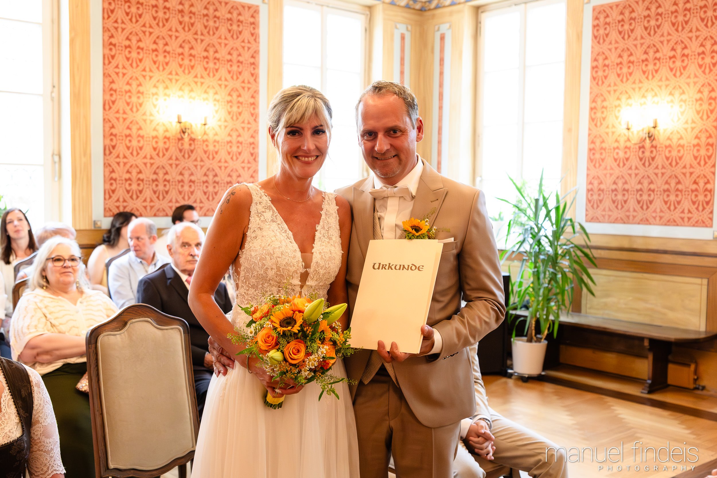 0232_Hochzeit_CuR_www.manuelfindeis.com.jpg