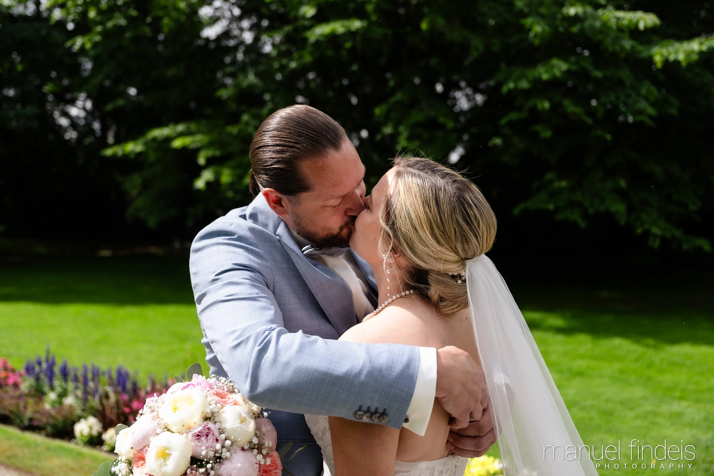 0038_Hochzeit_RundS_www.manuelfindeis.com.jpg