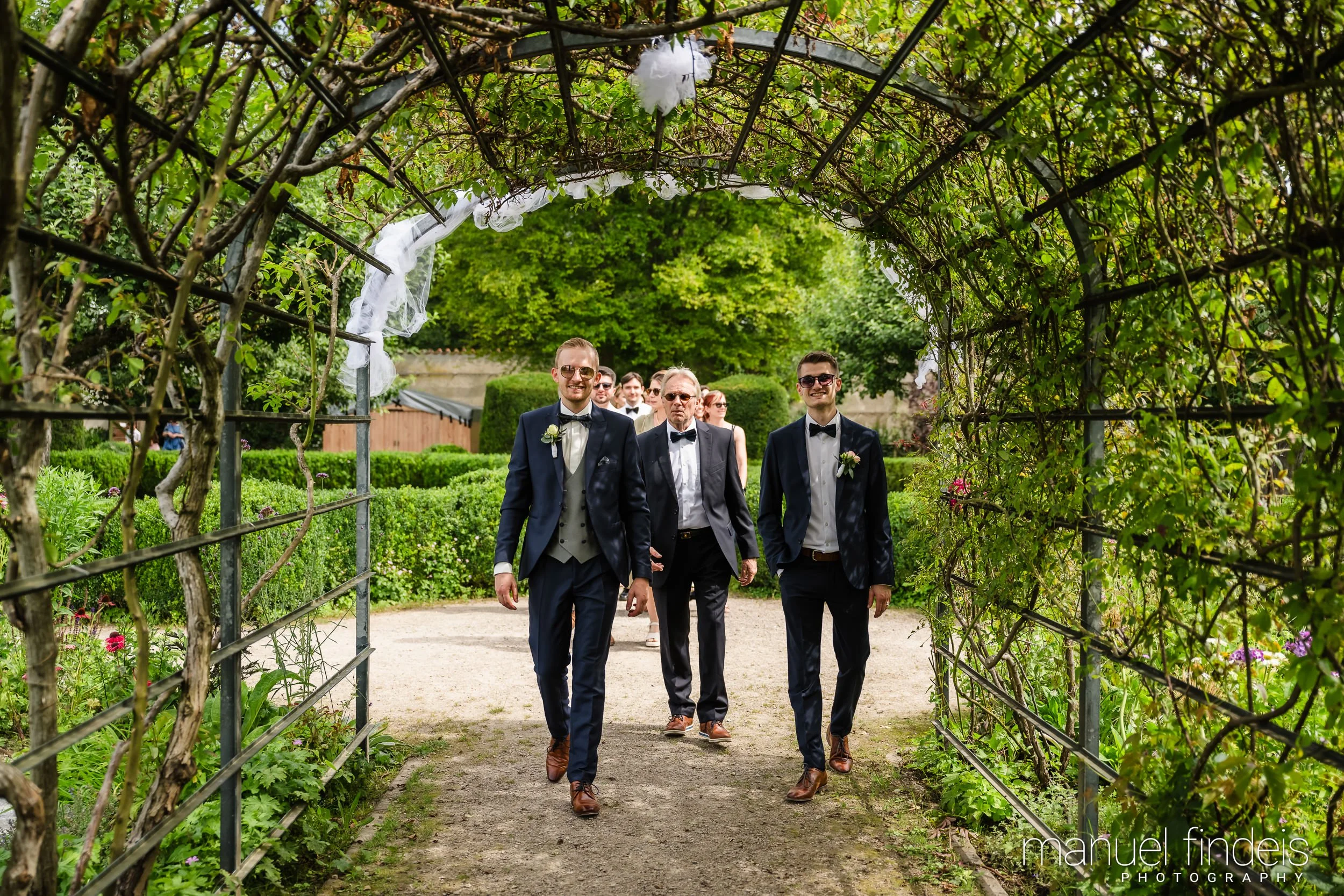 0085_Hochzeit-SuF_www.manuelfindeis.com.jpg
