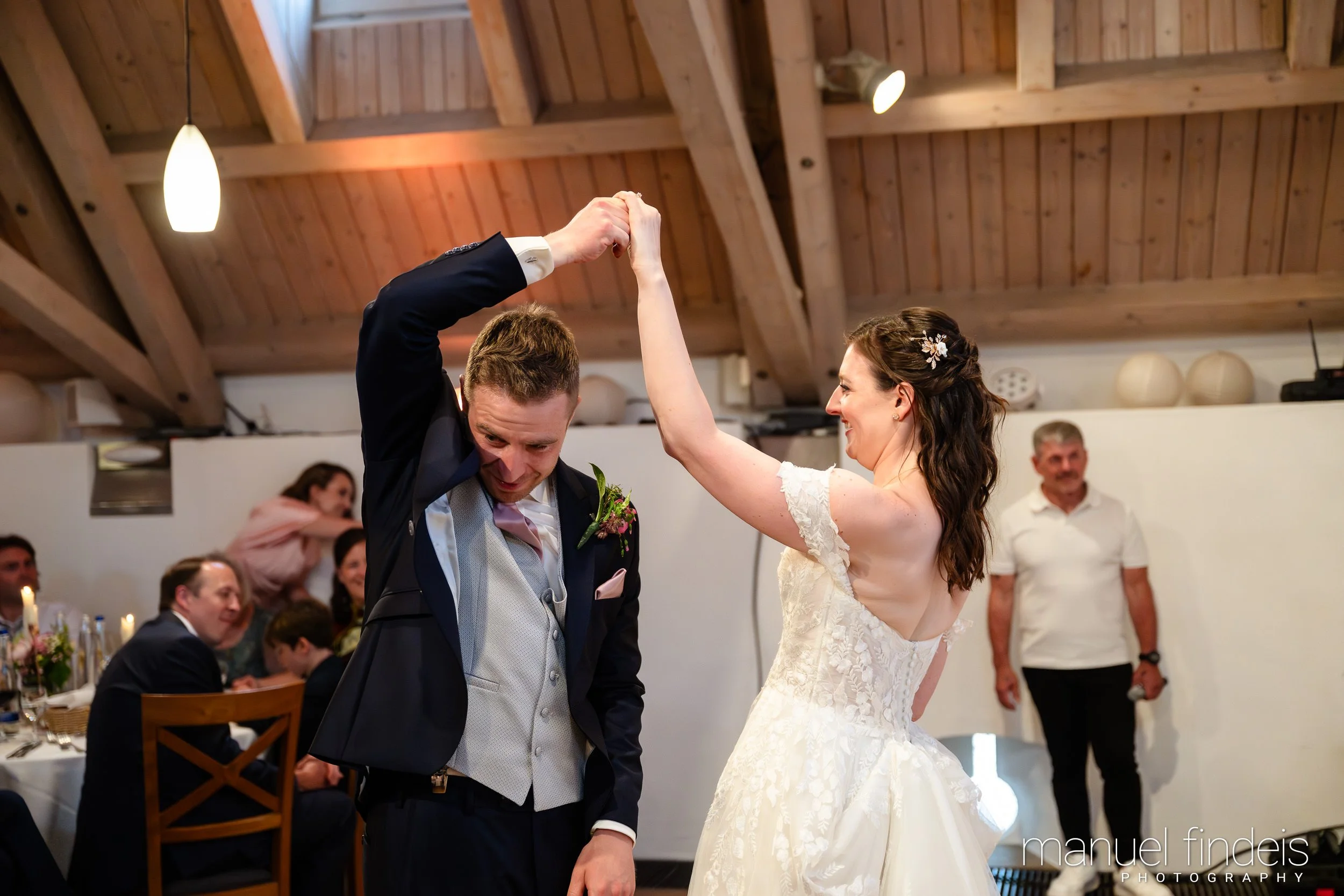 0665_Hochzeit_Rus_www.manuelfindeis.com.jpg