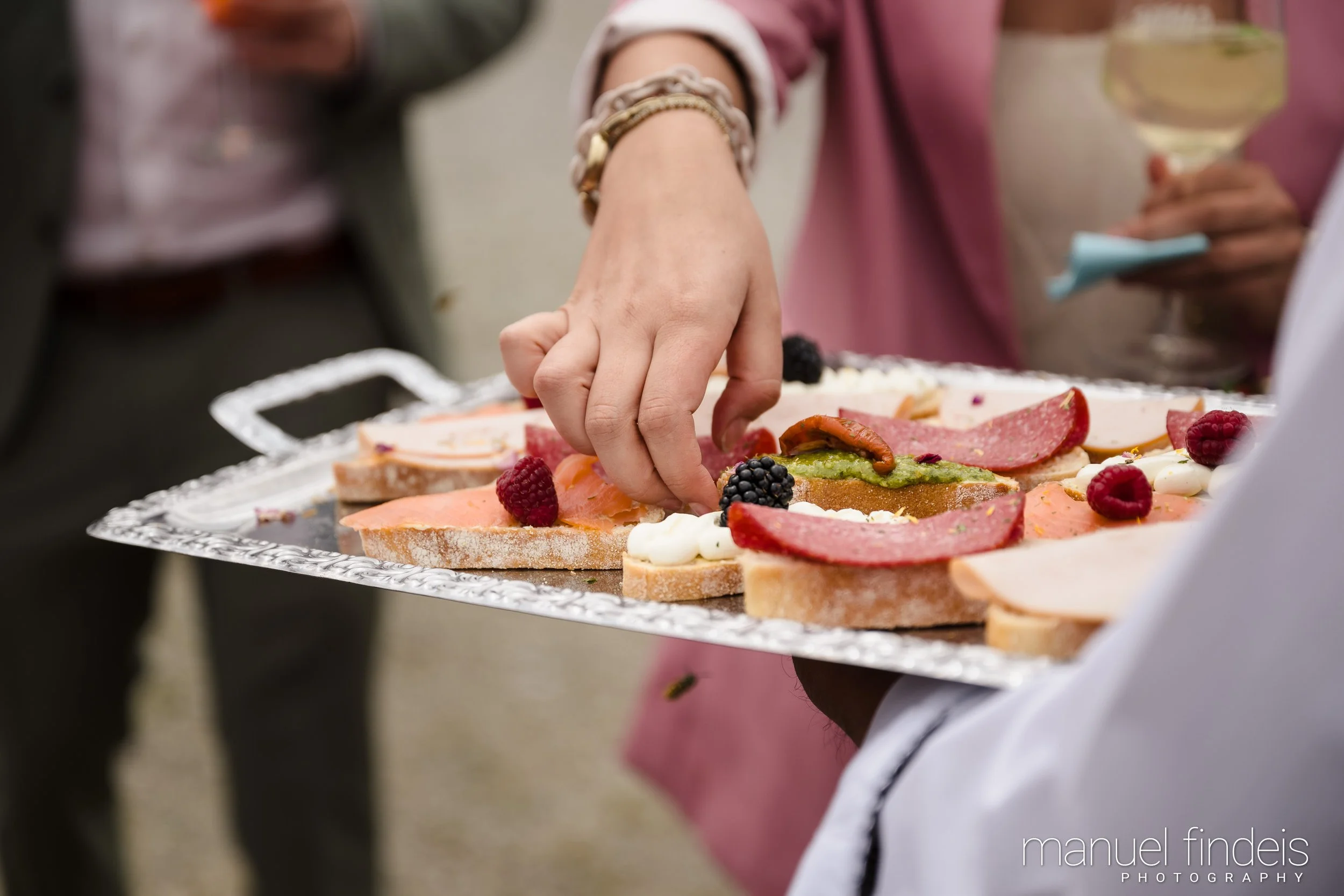 0640_Hochzeit-AuJ_www.manuelfindeis.com.jpg