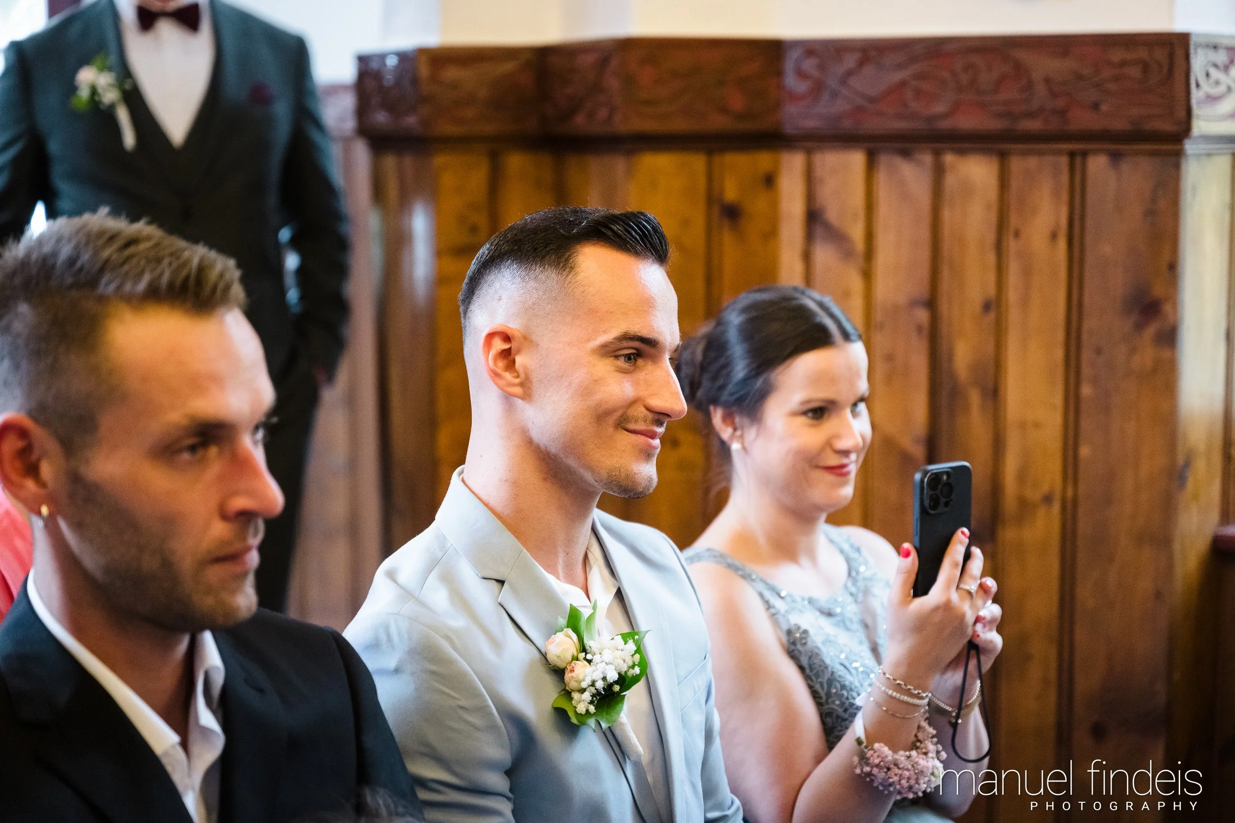 0141_Hochzeit-AuJ_www.manuelfindeis.com.jpg