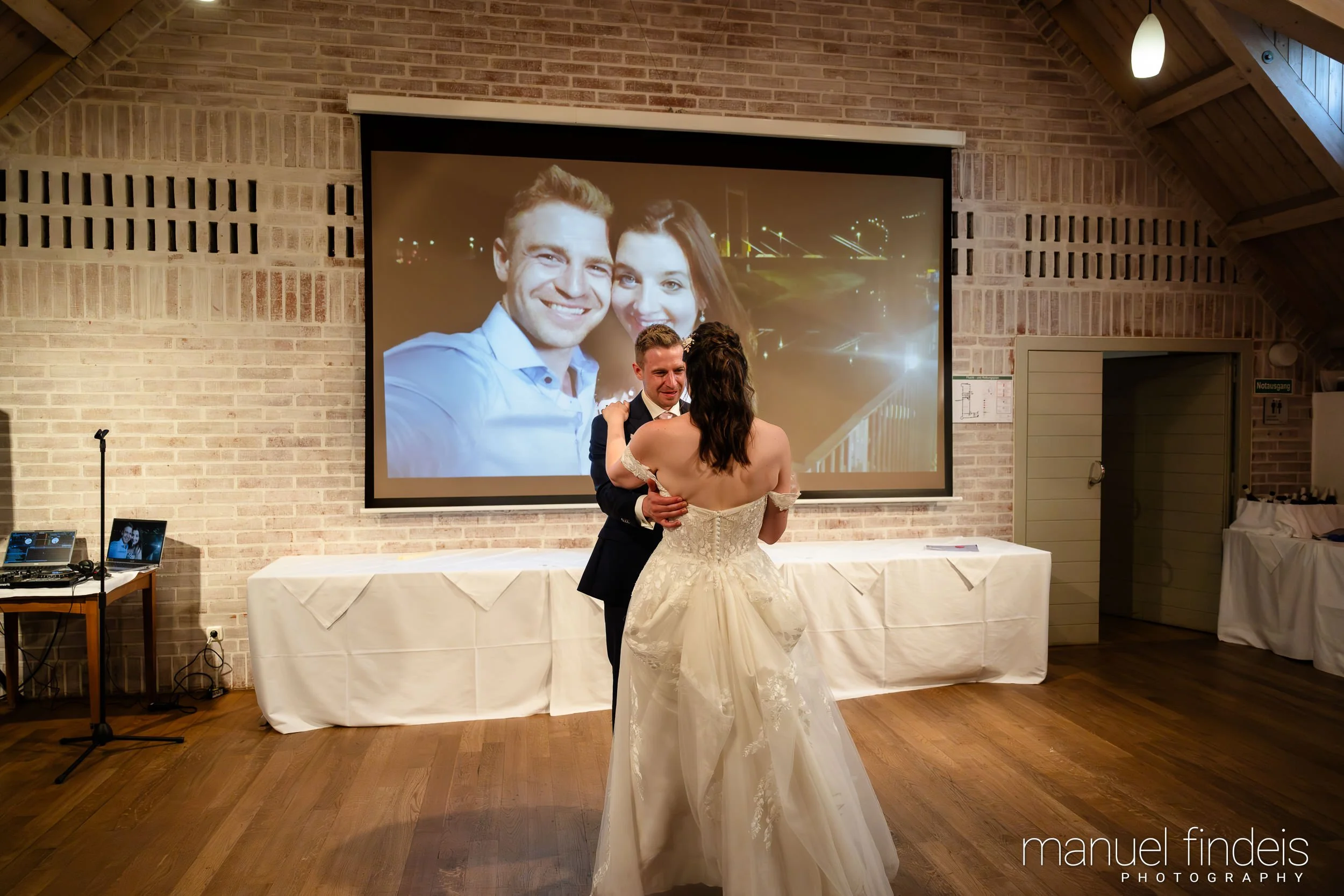 0647_Hochzeit_Rus_www.manuelfindeis.com.jpg