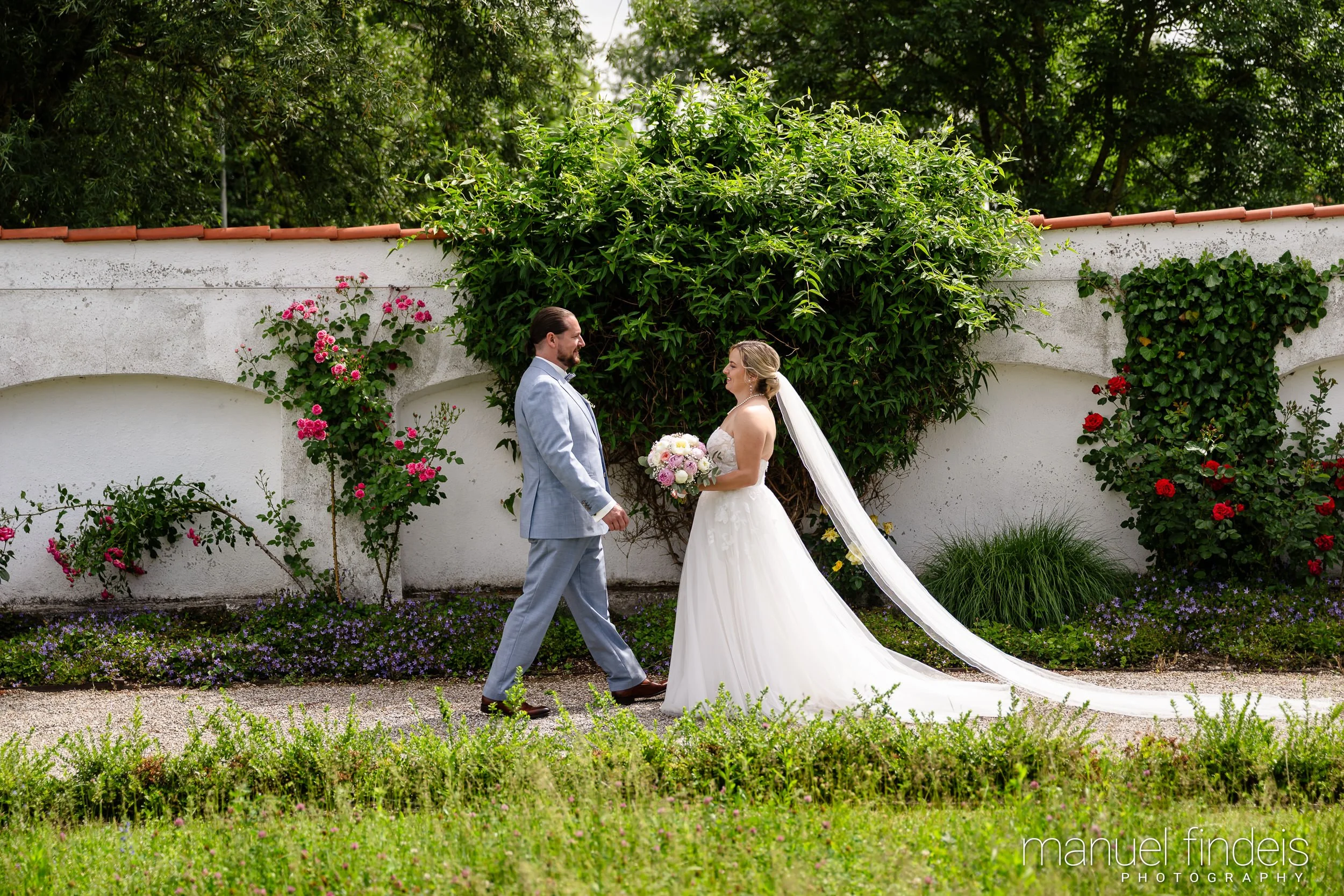 0112_Hochzeit_RundS_www.manuelfindeis.com.jpg