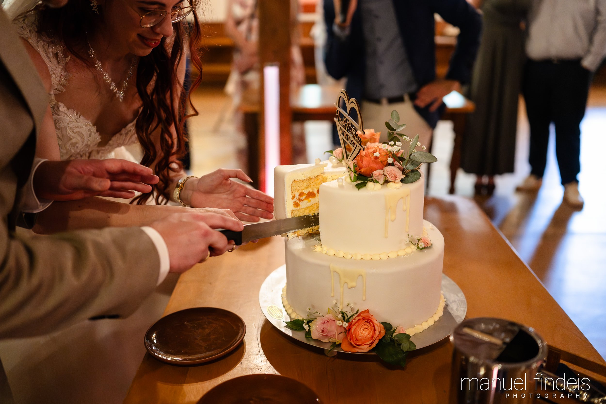 0389_Hochzeit-LUM_www.manuelfindeis.com.jpg