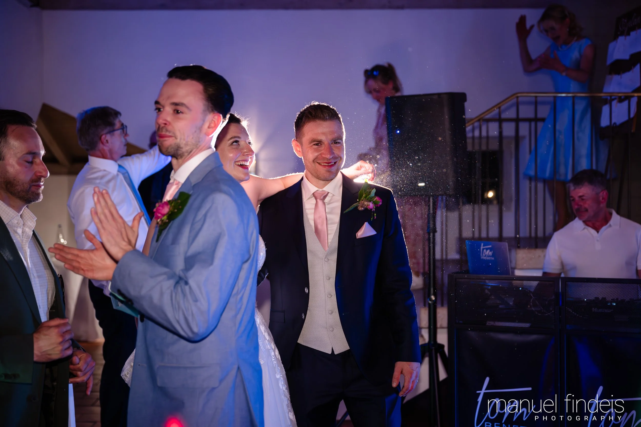 1029_Hochzeit_RuS_www.manuelfindeis.com.jpg