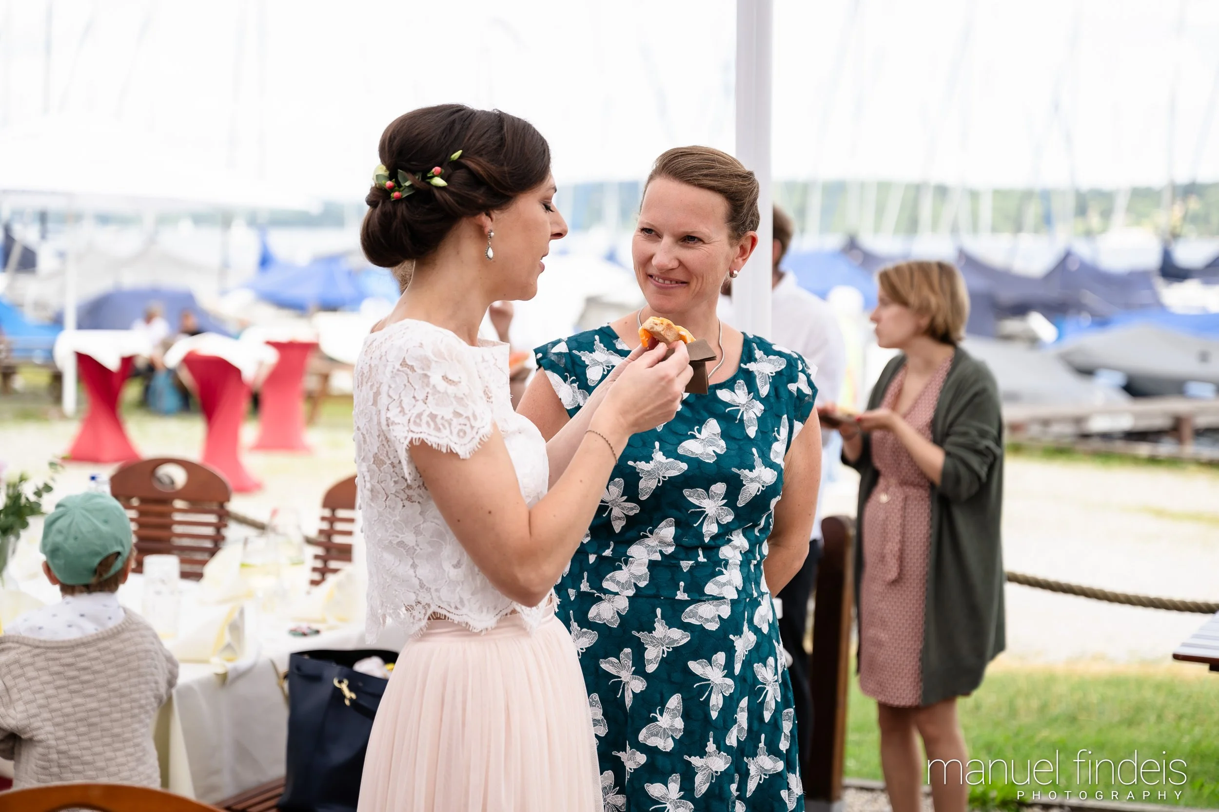 0483_Hochzeit-BuL_www.manuelfindeis.com.jpg