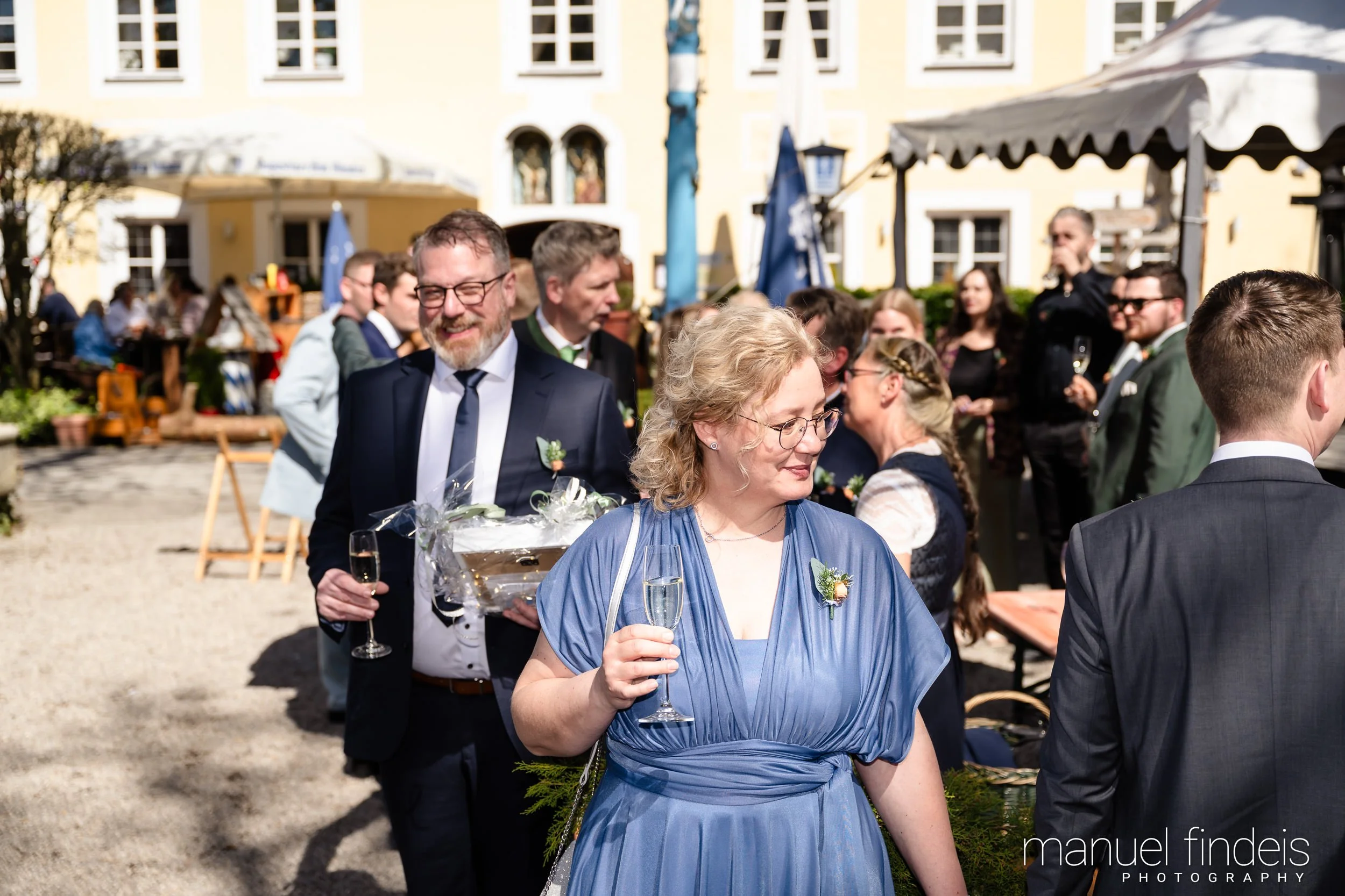 0509_Hochzeit_VuA_www.manuelfindeis.com.jpg