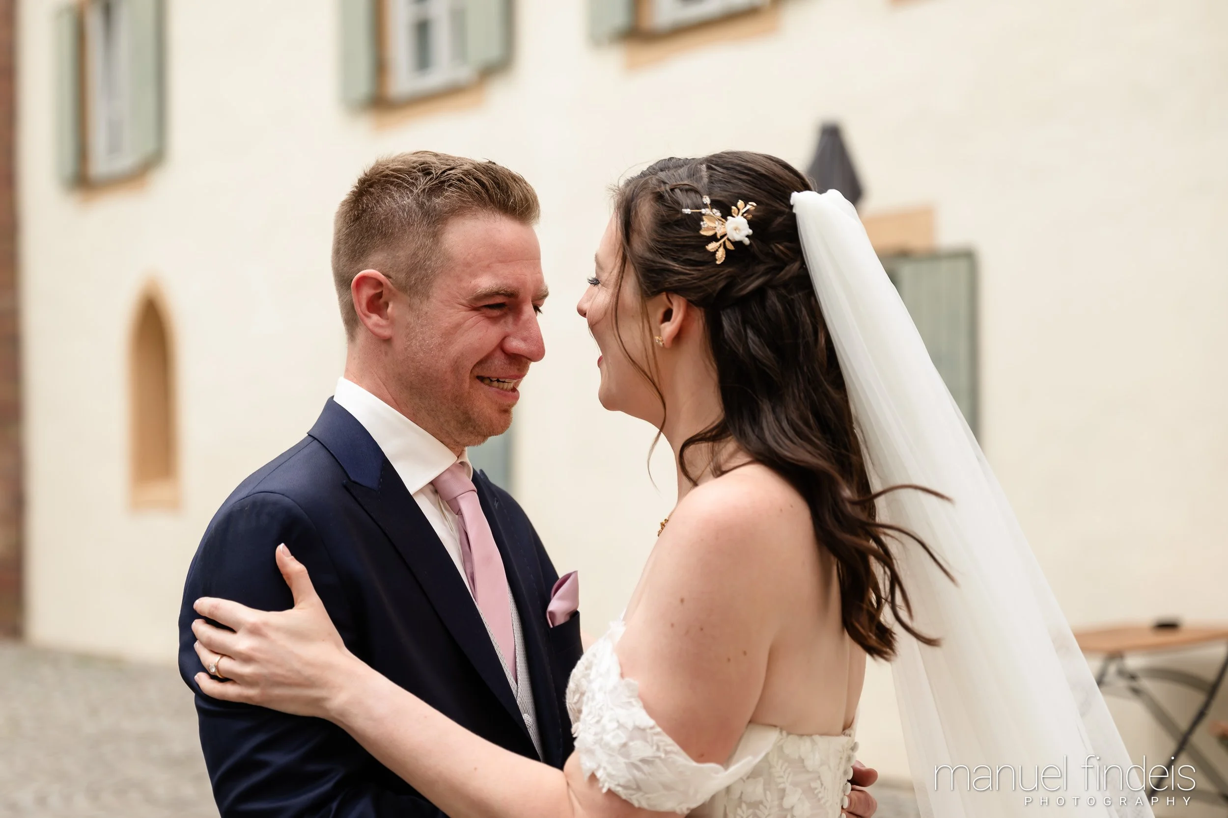 0021_Hochzeit_RuS_www.manuelfindeis.com.jpg