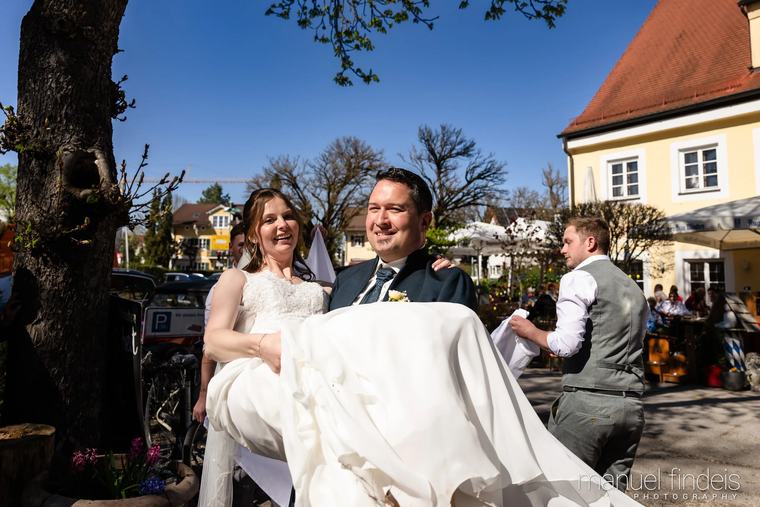 0638_Hochzeit_VuA_www.manuelfindeis.com.jpg