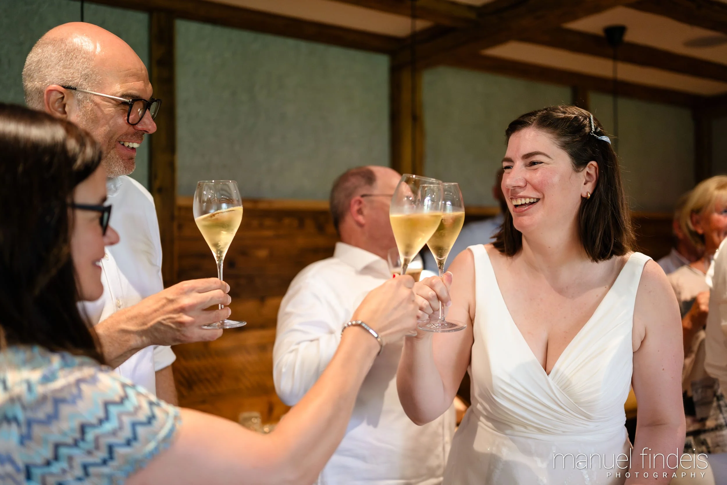 0178_Hochzeit-CuS_www.manuelfindeis.com.jpg