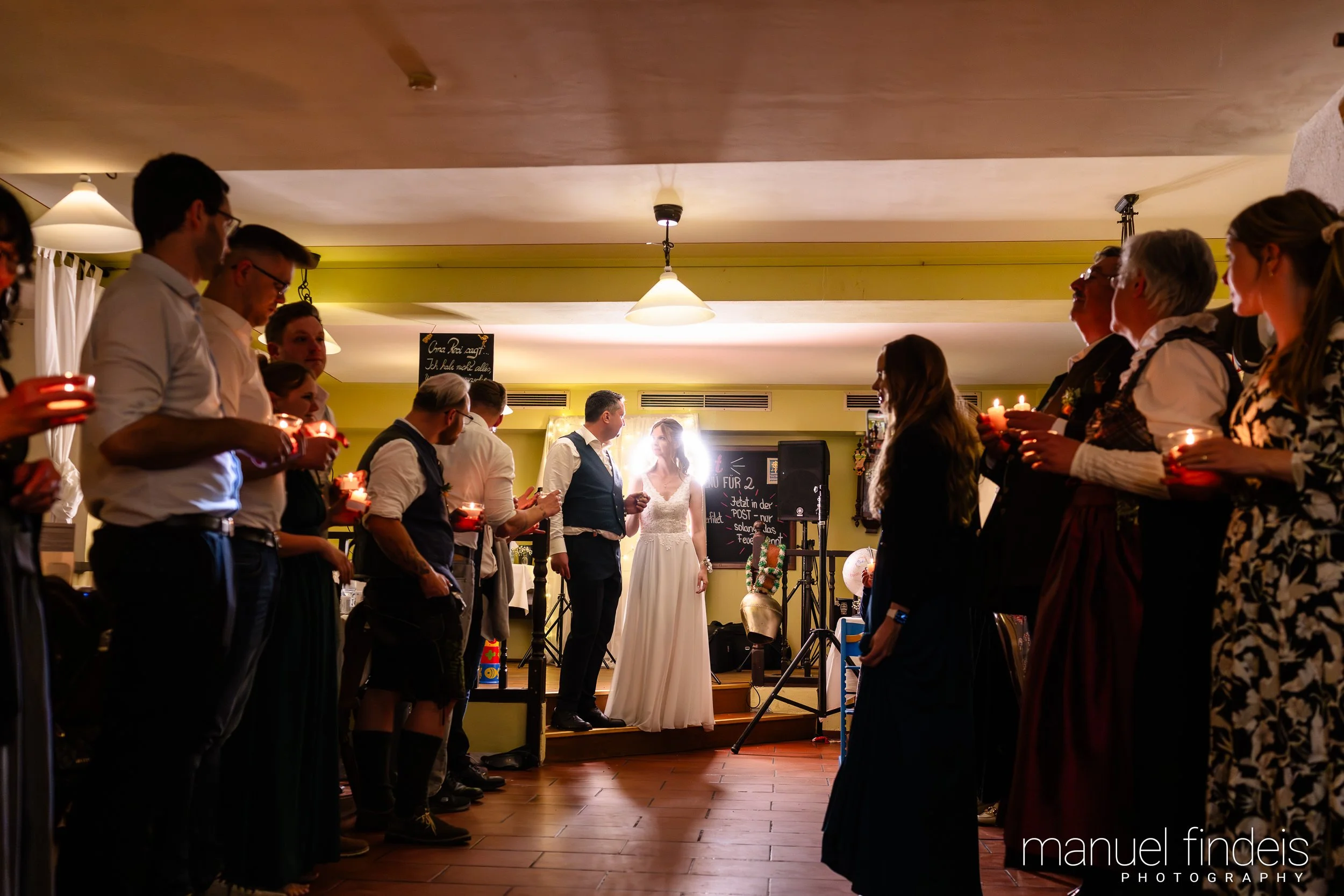 0910_Hochzeit_VuA_www.manuelfindeis.com.jpg