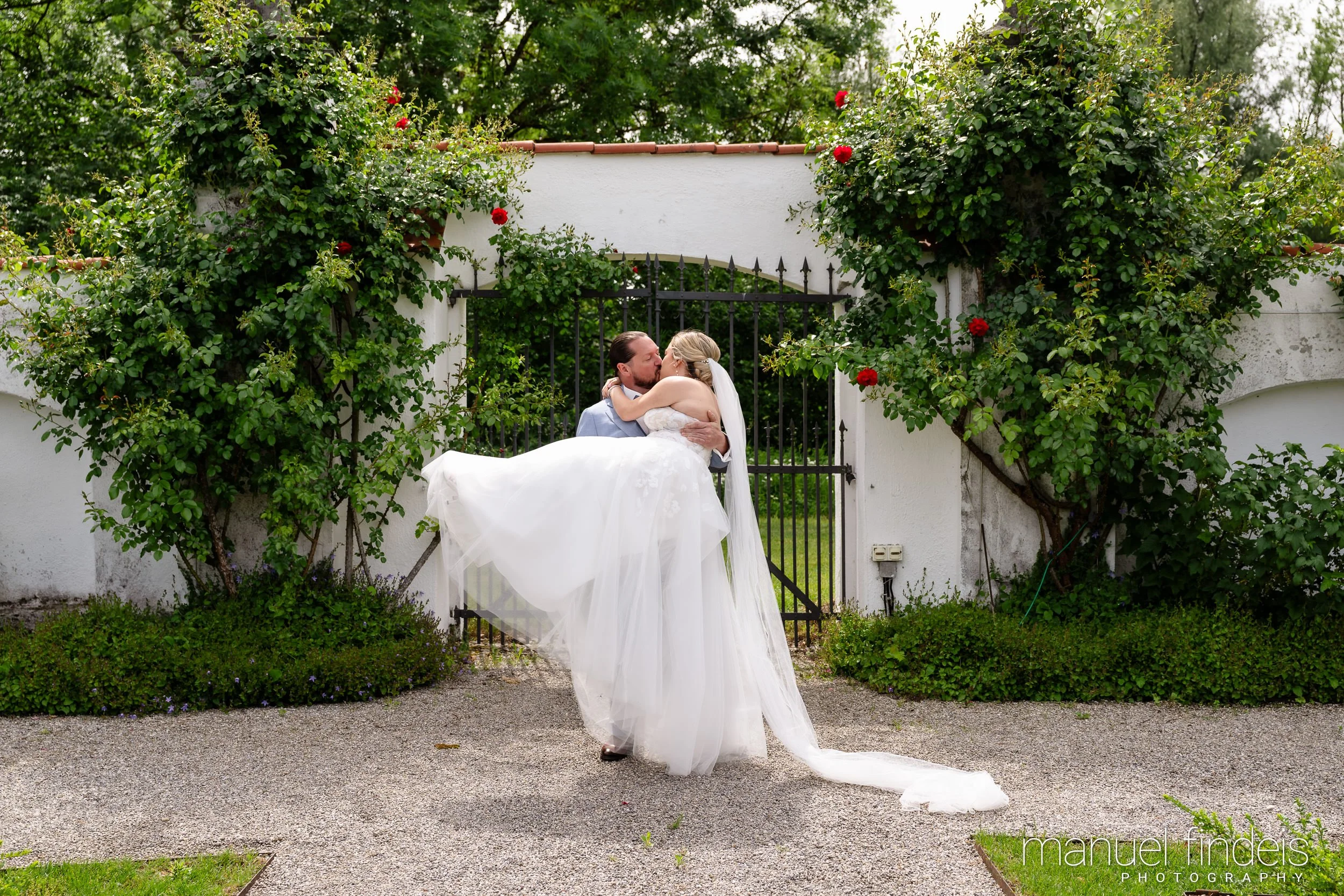 0086_Hochzeit_RundS_www.manuelfindeis.com.jpg