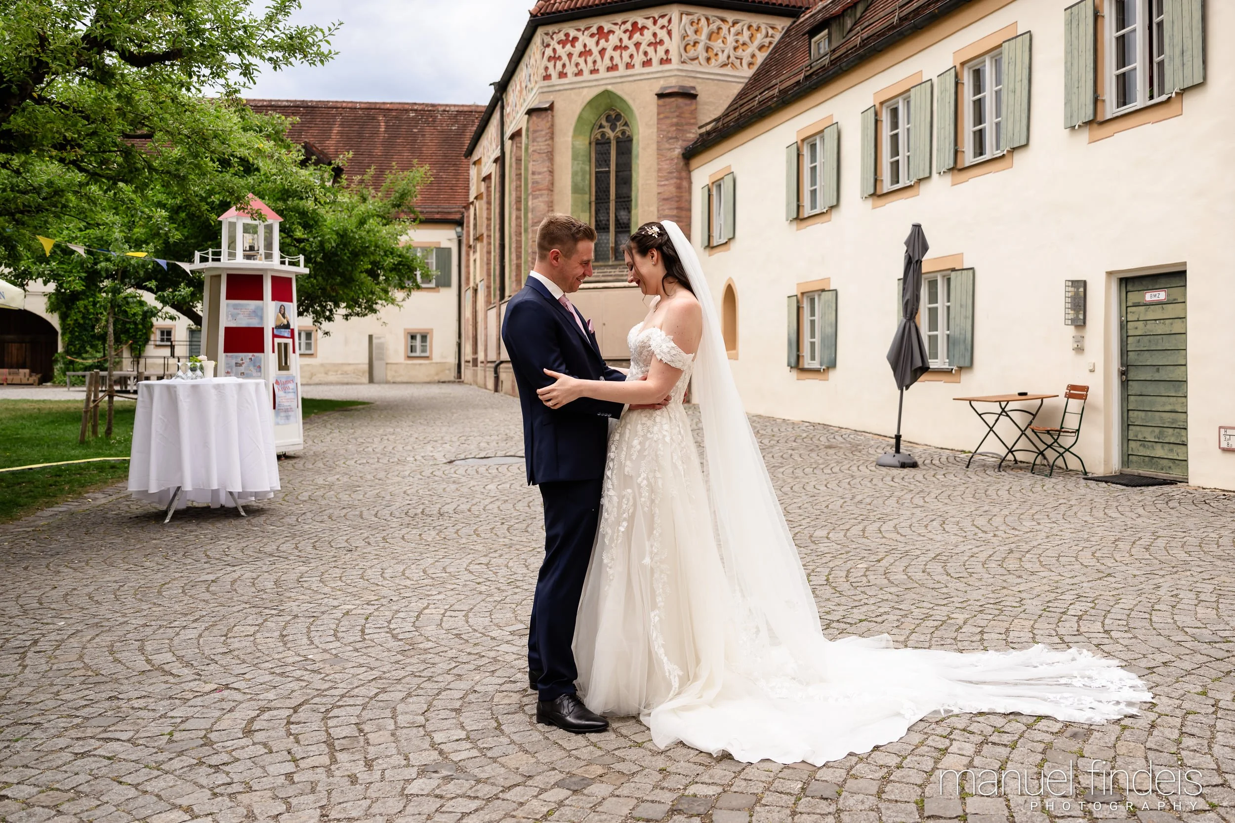 0039_Hochzeit_RuS_www.manuelfindeis.com.jpg