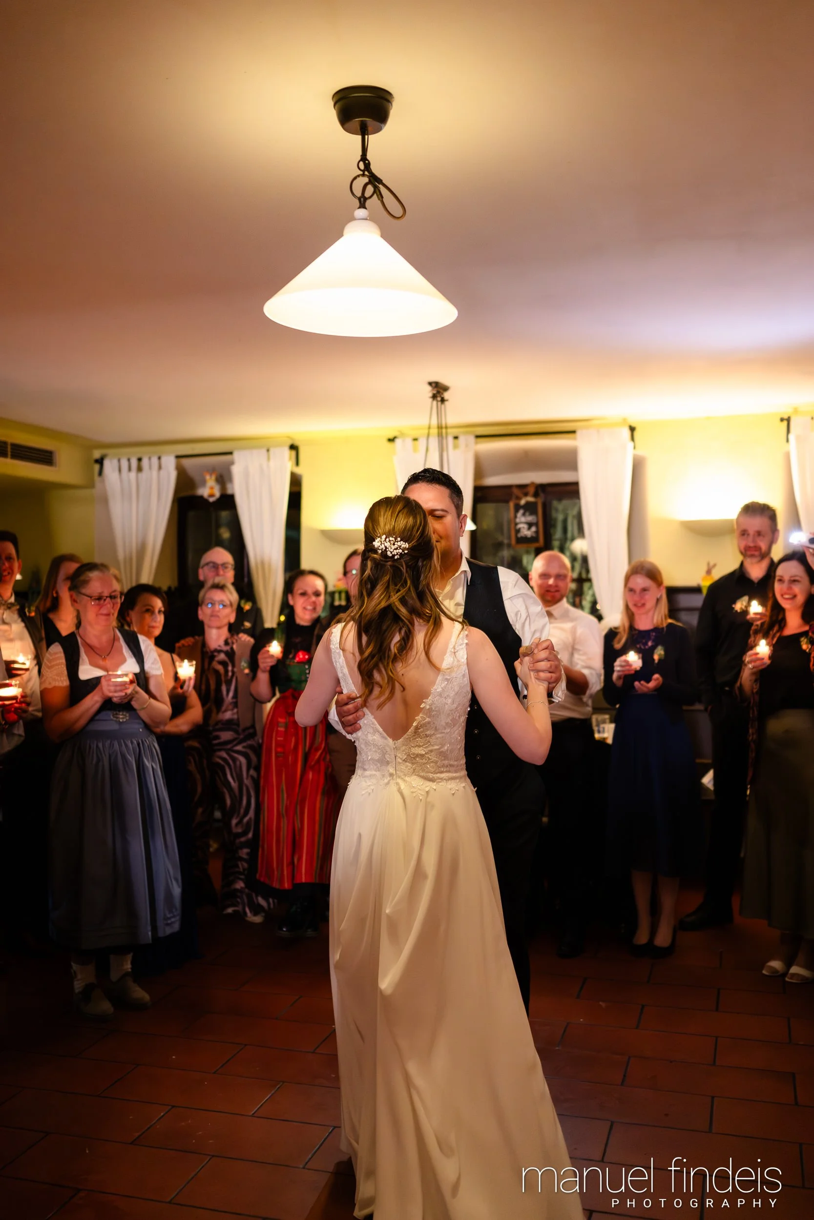 0942_Hochzeit_VuA_www.manuelfindeis.com.jpg