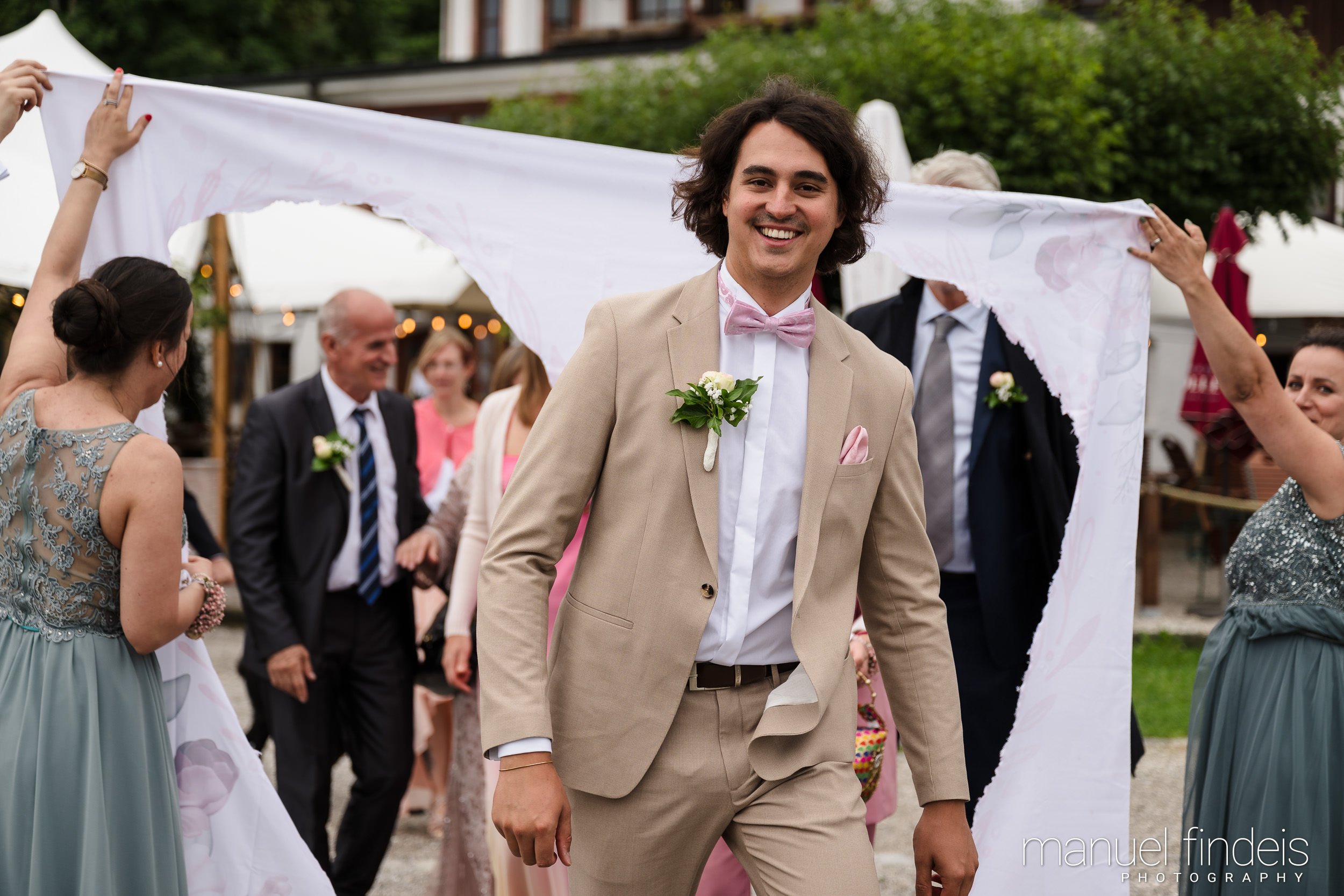 0590_Hochzeit-AuJ_www.manuelfindeis.com.jpg
