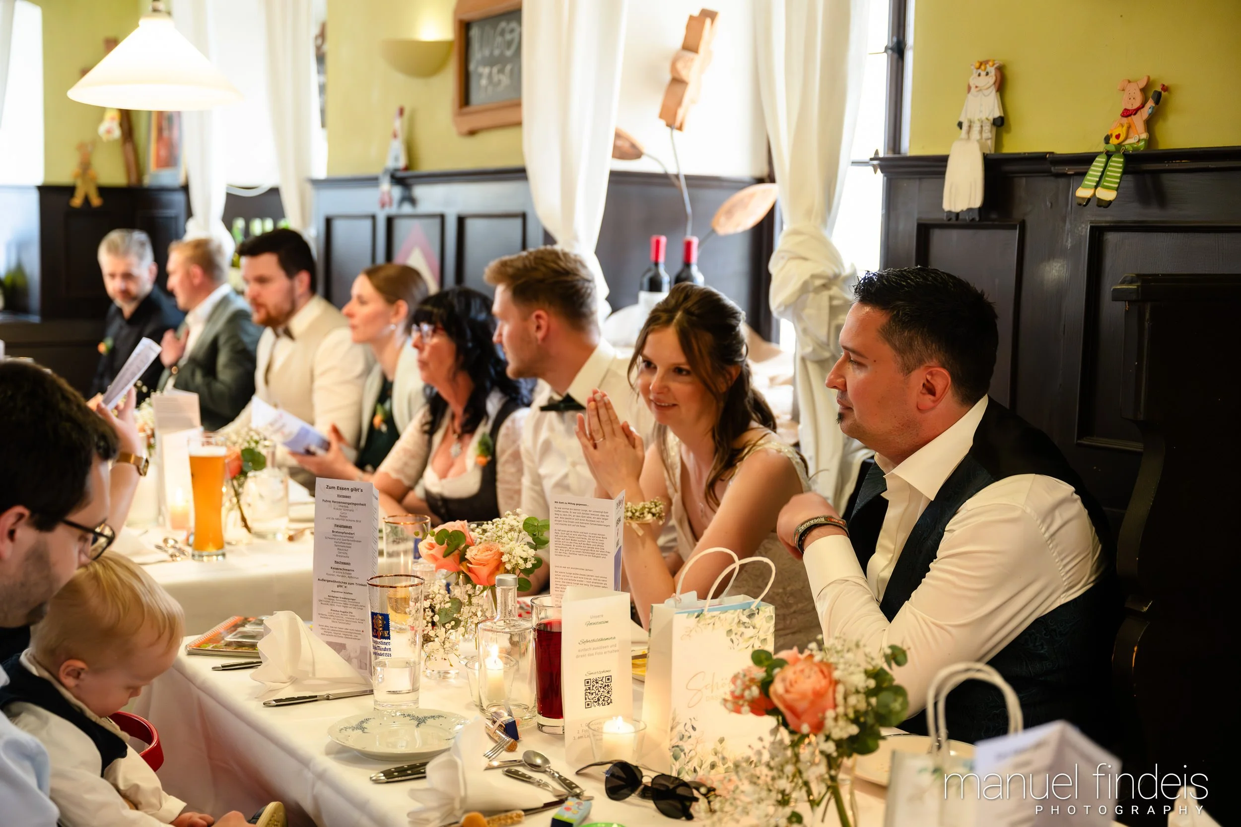 0839_Hochzeit_VuA_www.manuelfindeis.com.jpg