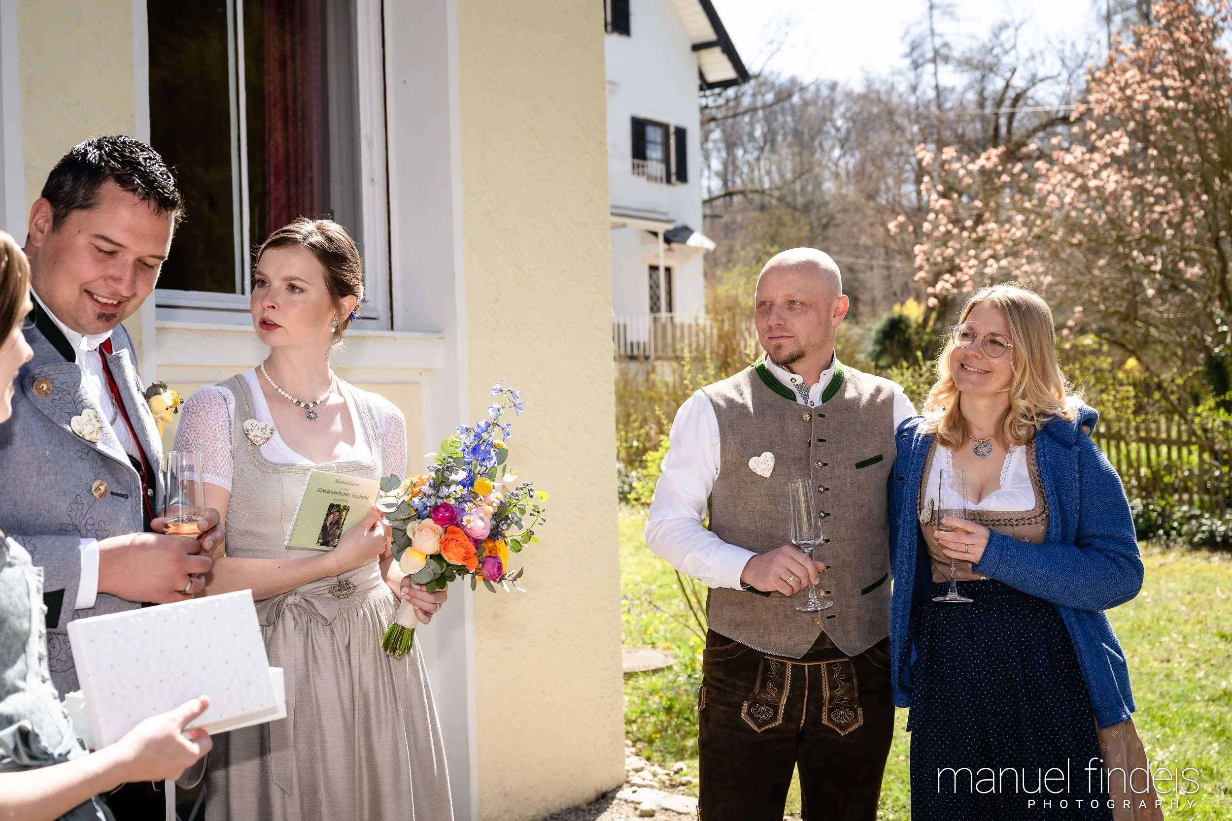 0262_Hochzeit-VuA-StA_www.manuelfindeis.com.jpg