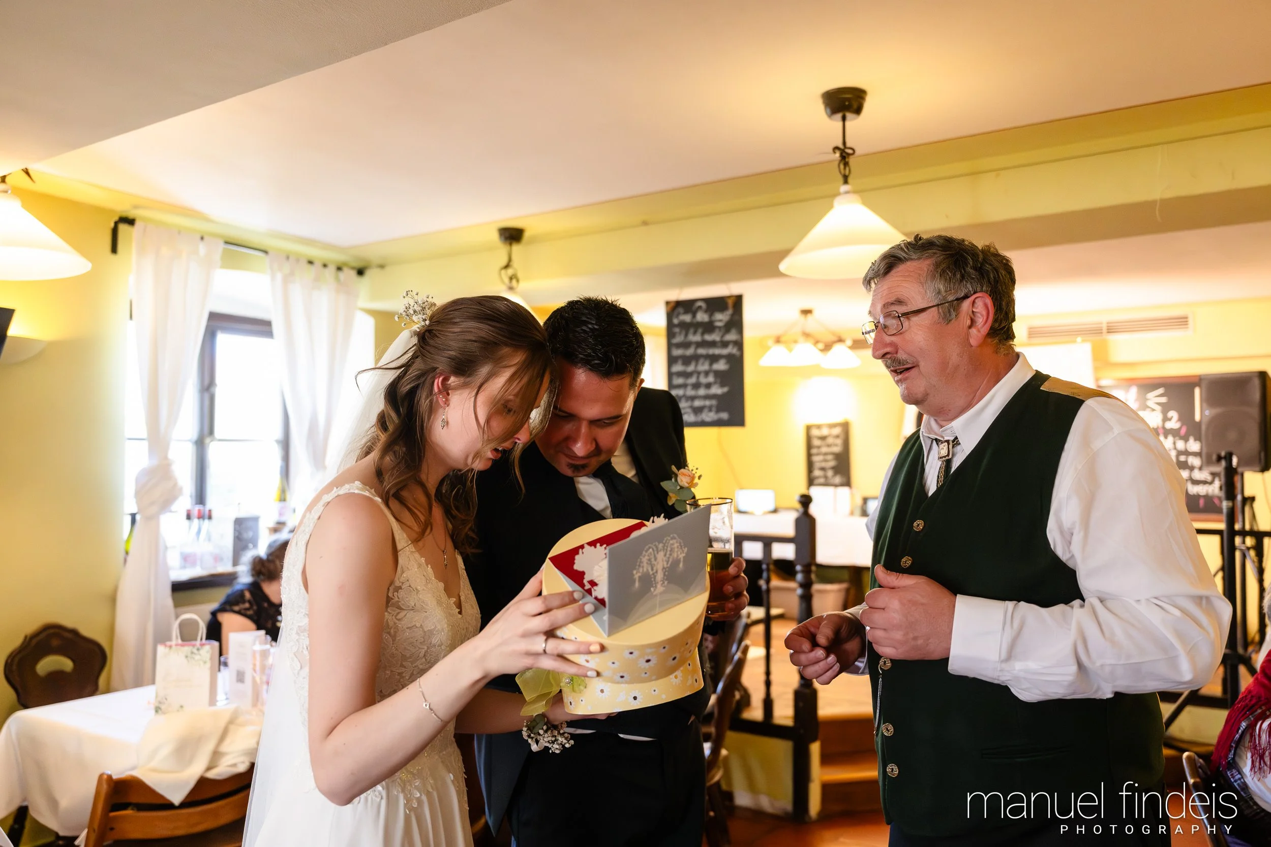 0785_Hochzeit_VuA_www.manuelfindeis.com.jpg