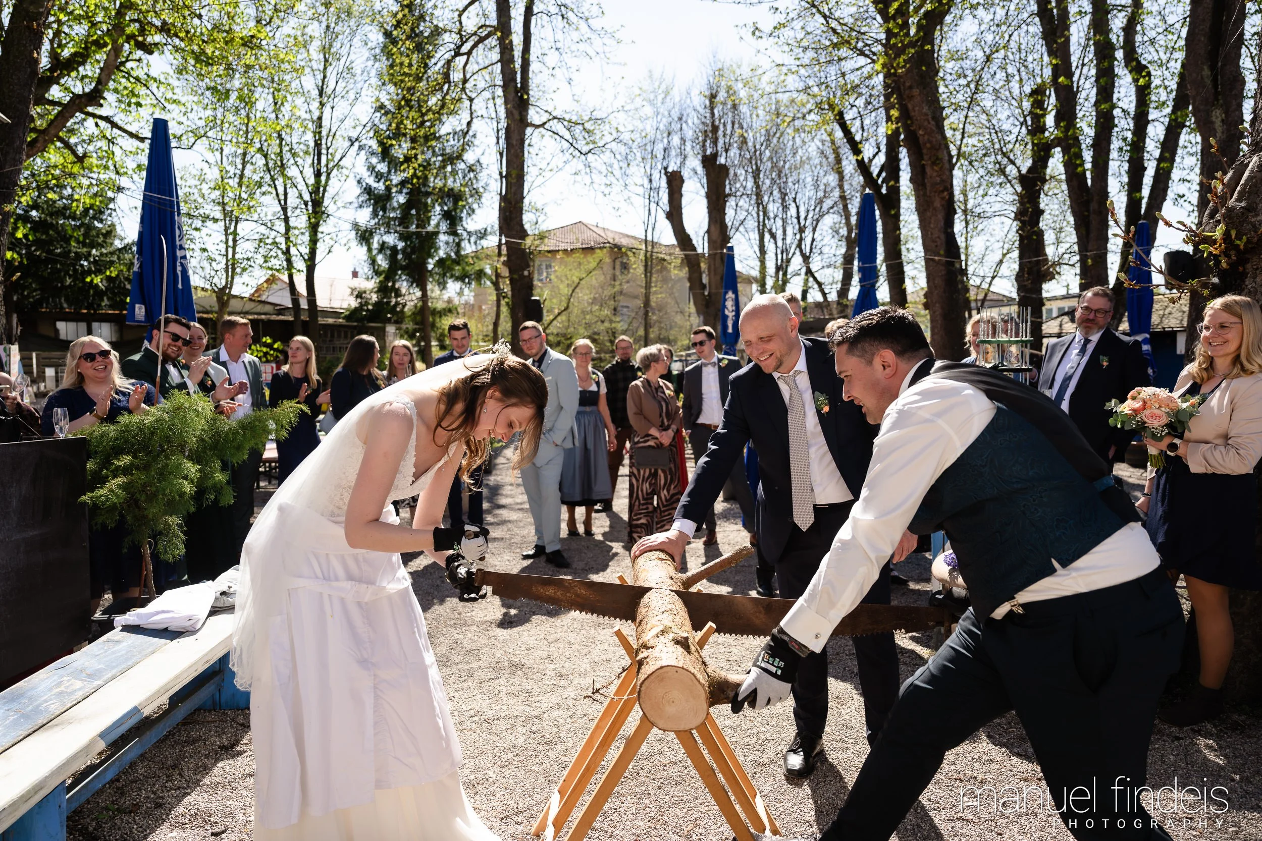 0593_Hochzeit_VuA_www.manuelfindeis.com.jpg