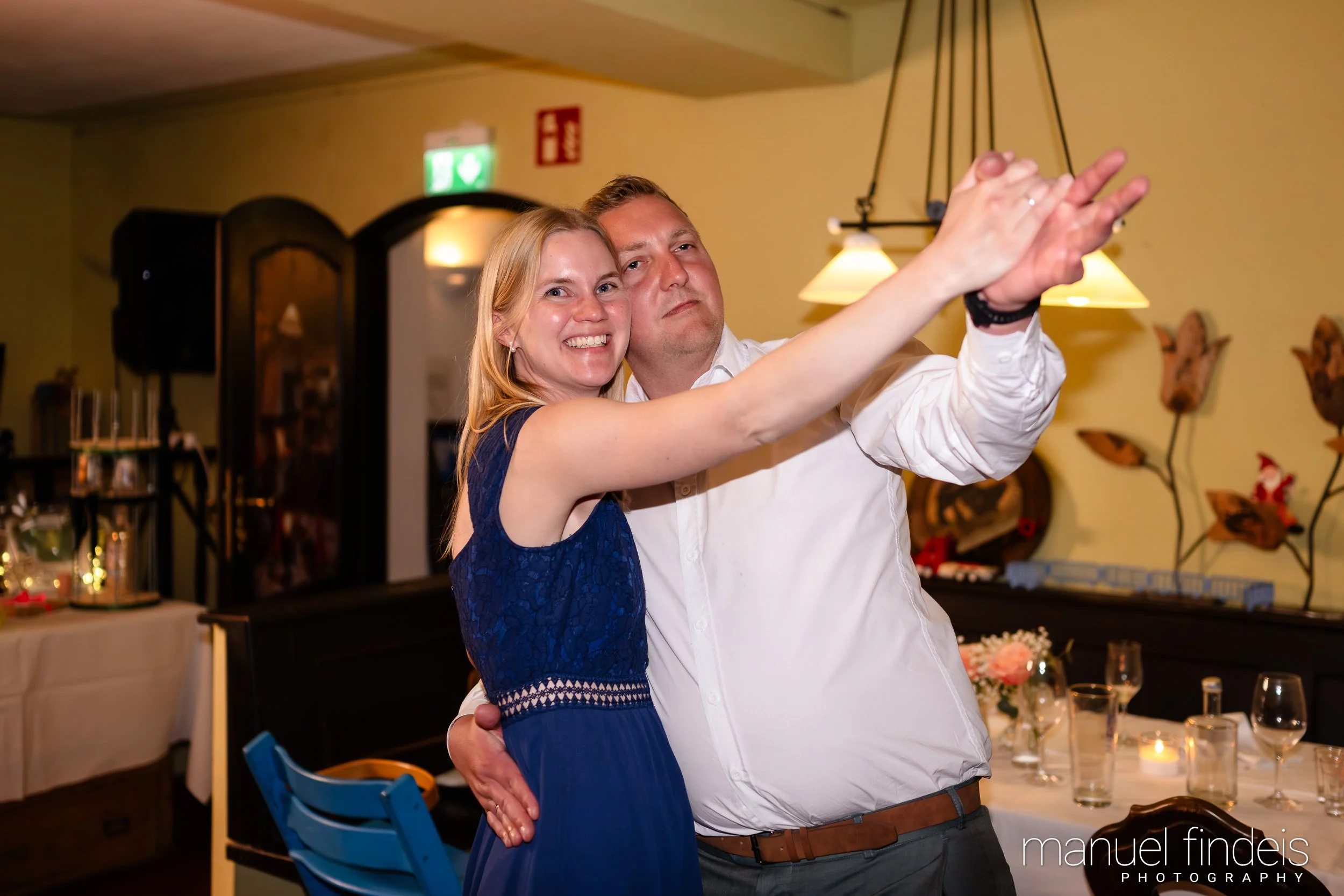 1111_Hochzeit_VuA_www.manuelfindeis.com.jpg