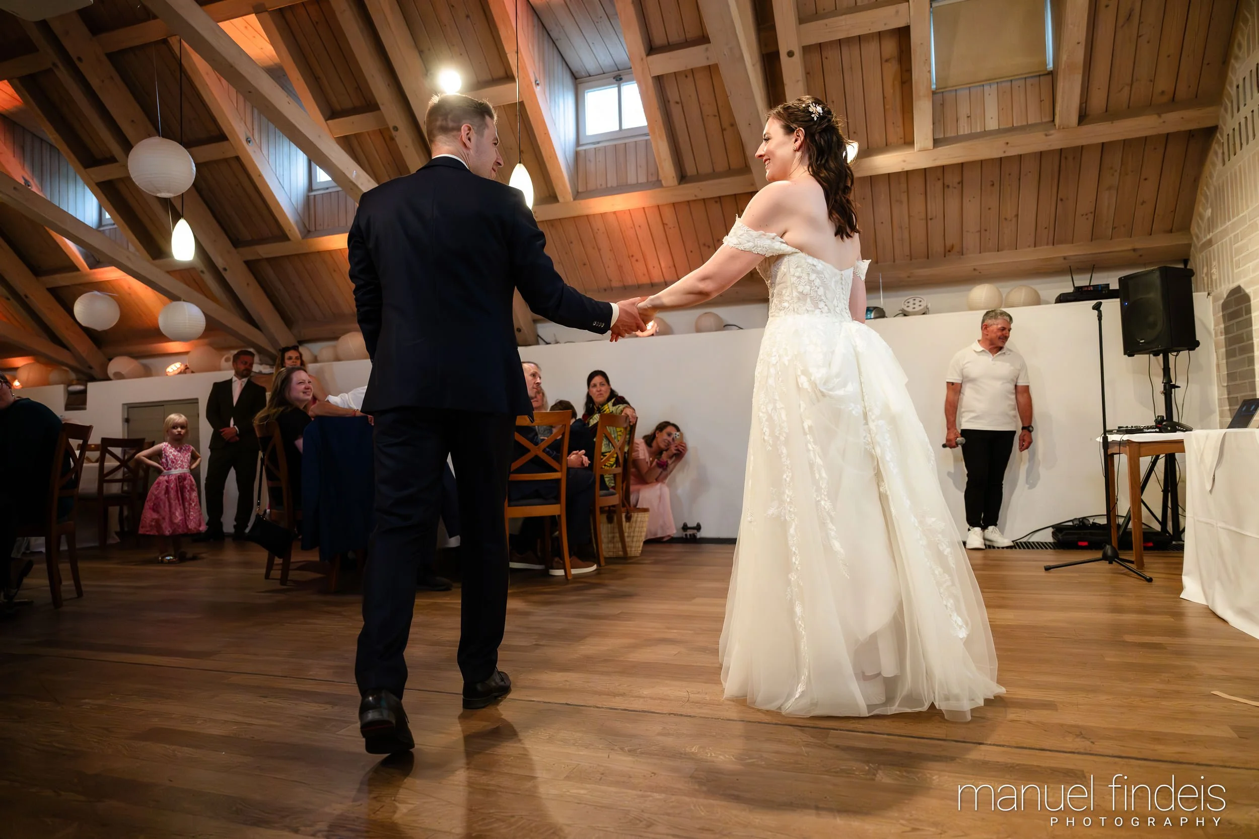 0676_Hochzeit_Rus_www.manuelfindeis.com.jpg