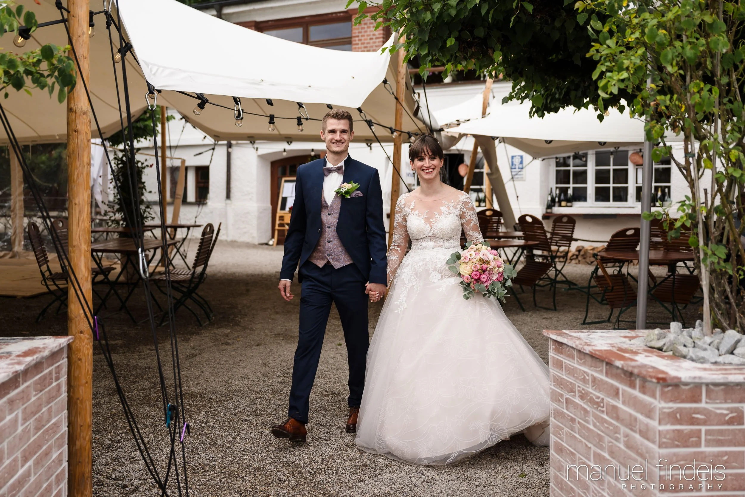 0515_Hochzeit-AuJ_www.manuelfindeis.com.jpg