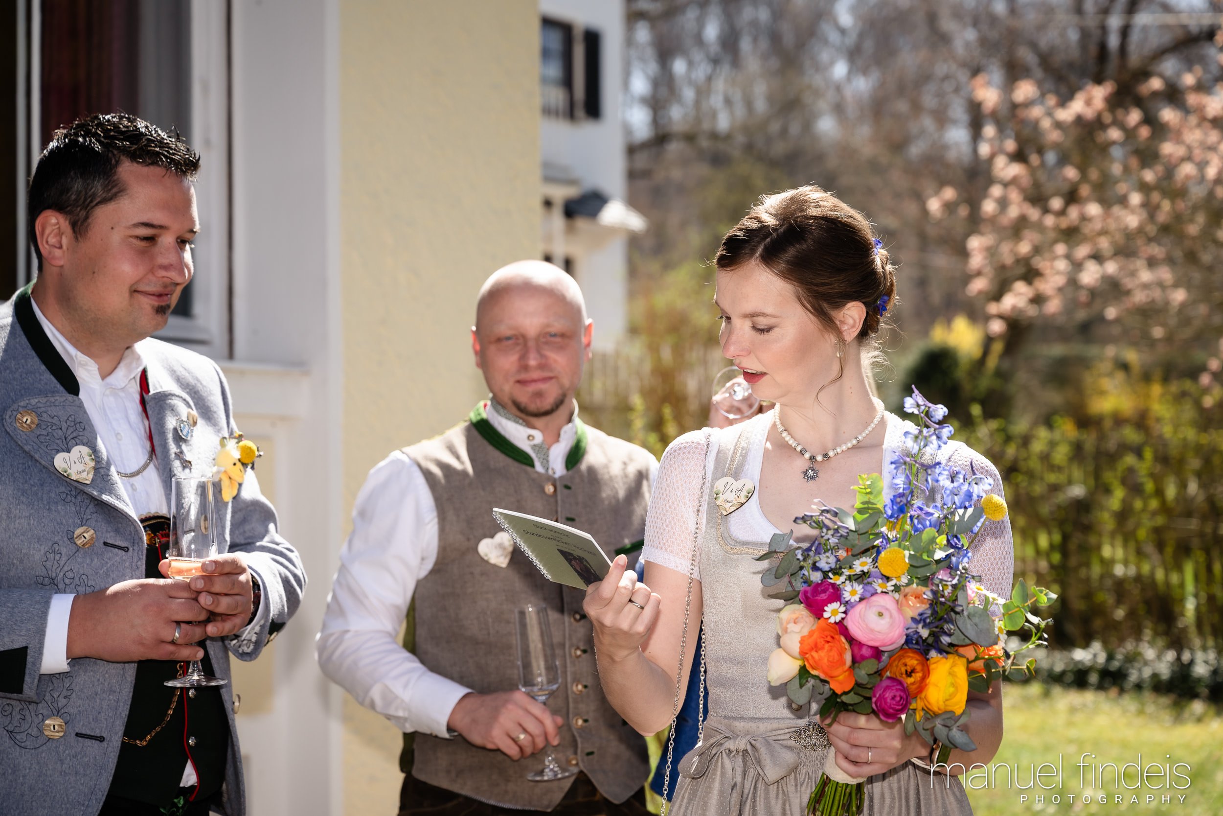 0257_Hochzeit-VuA-StA_www.manuelfindeis.com.jpg