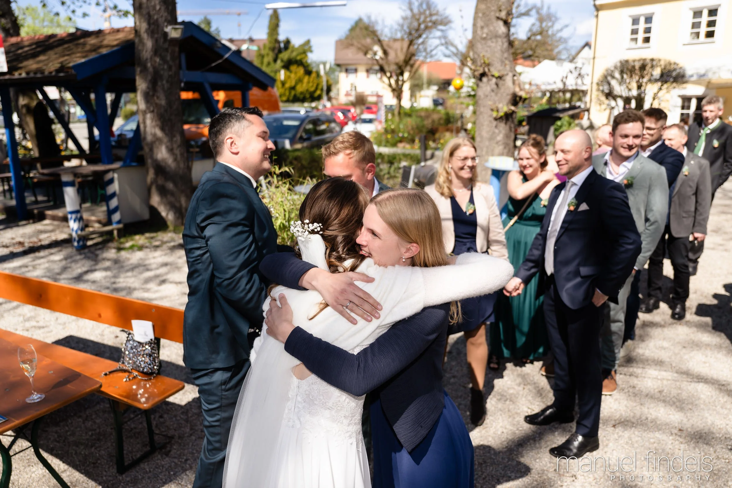 0422_Hochzeit_VuA_www.manuelfindeis.com.jpg