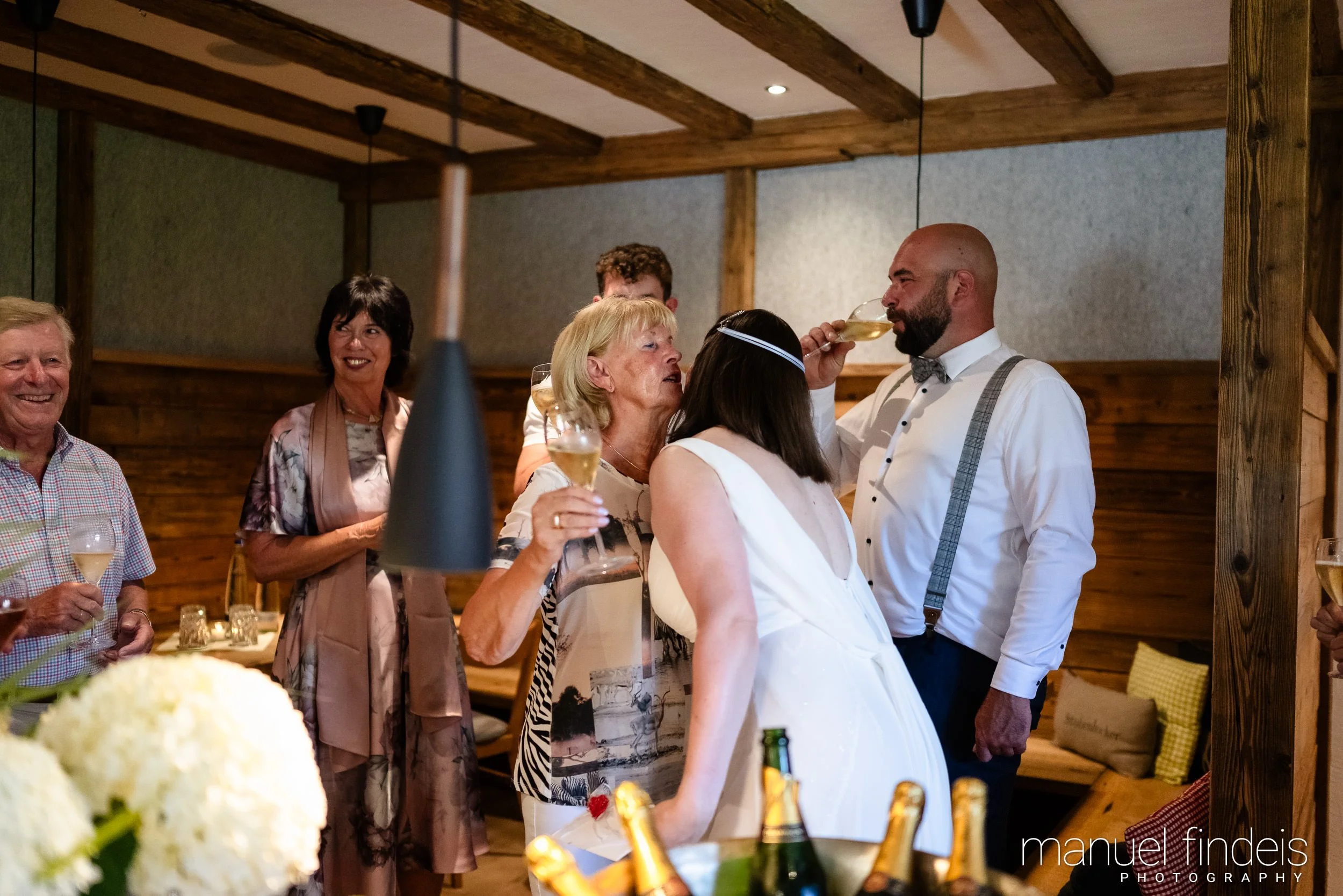 0176_Hochzeit-CuS_www.manuelfindeis.com.jpg