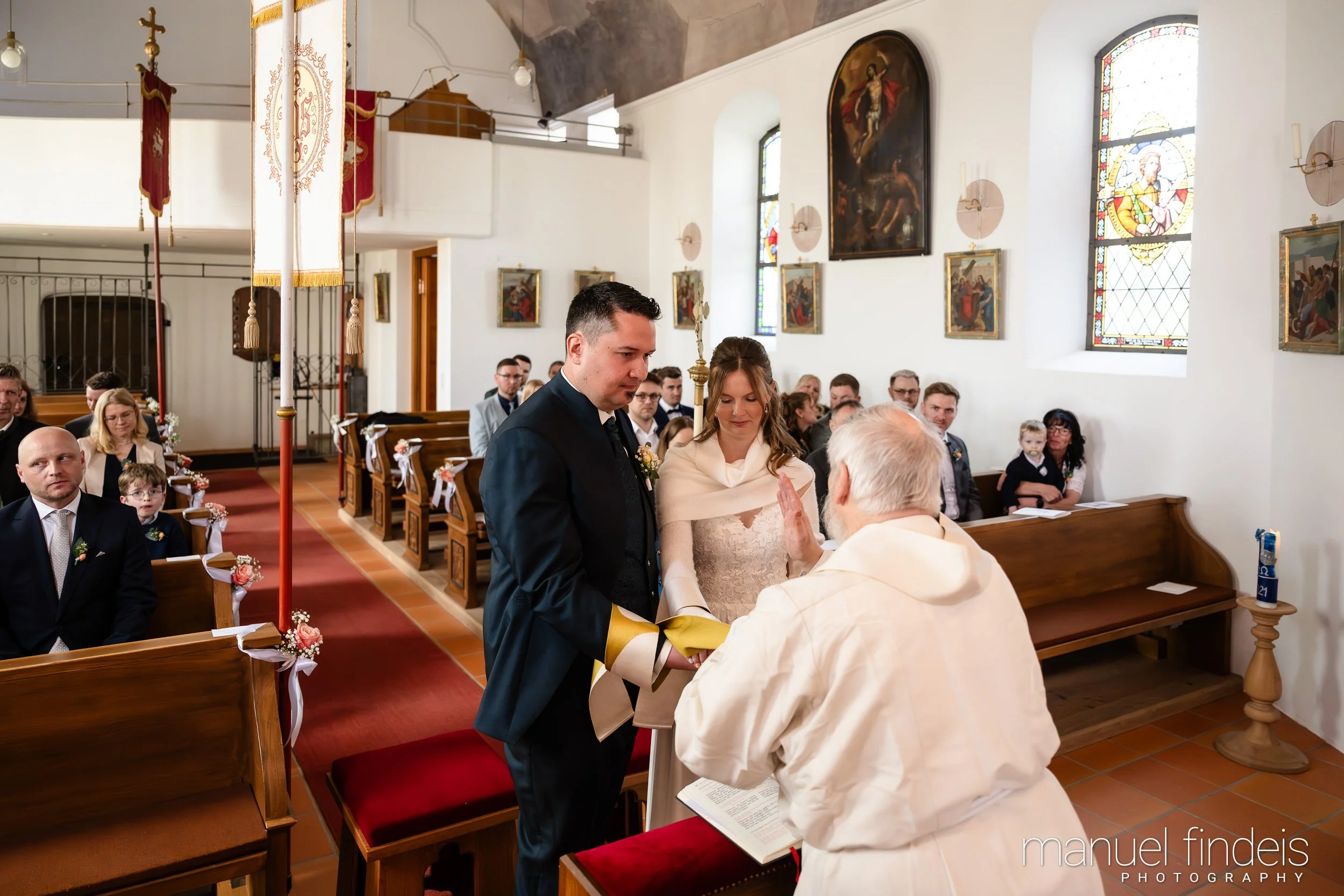0282_Hochzeit_VuA_www.manuelfindeis.com.jpg
