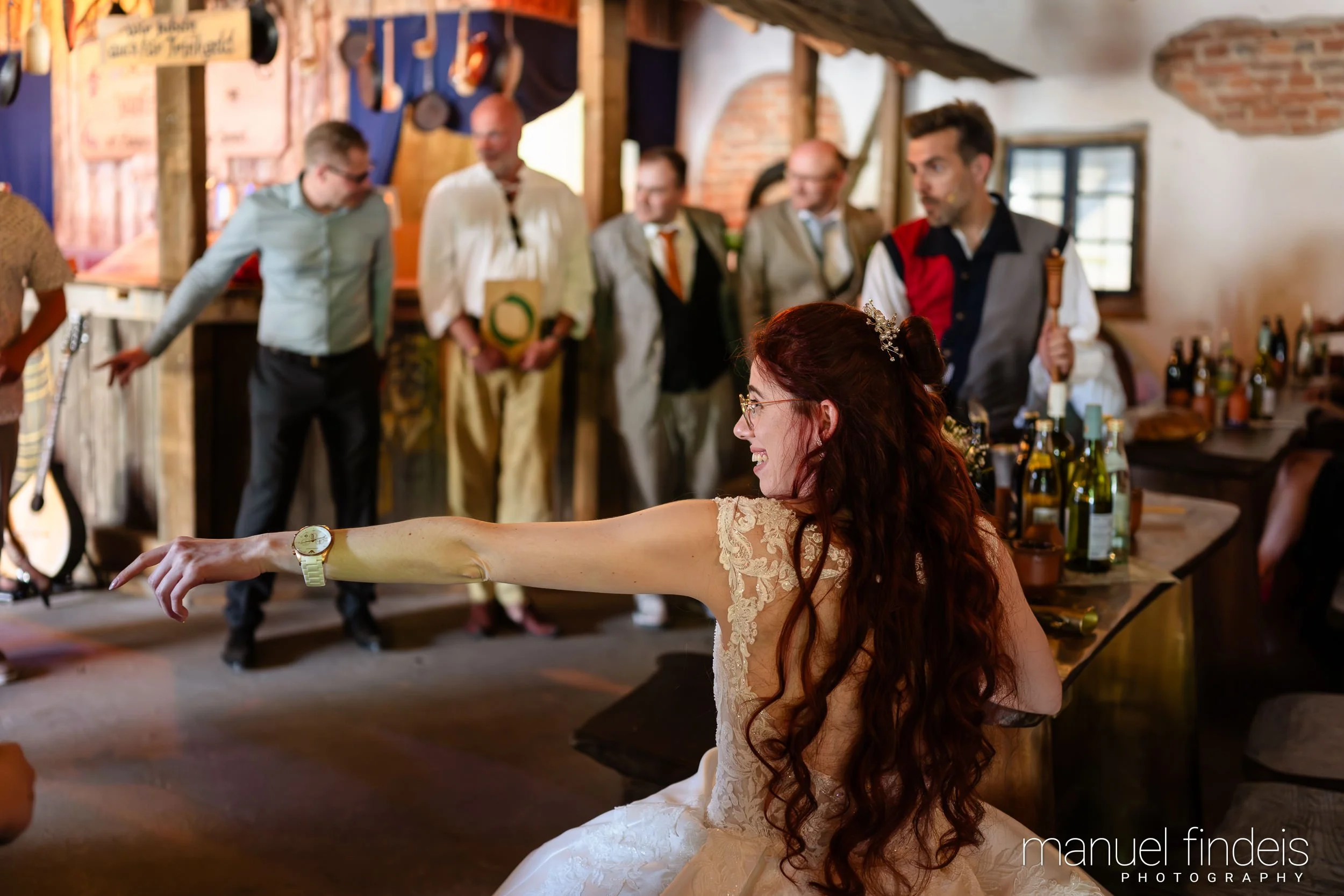 0661_Hochzeit-LUM_www.manuelfindeis.com.jpg