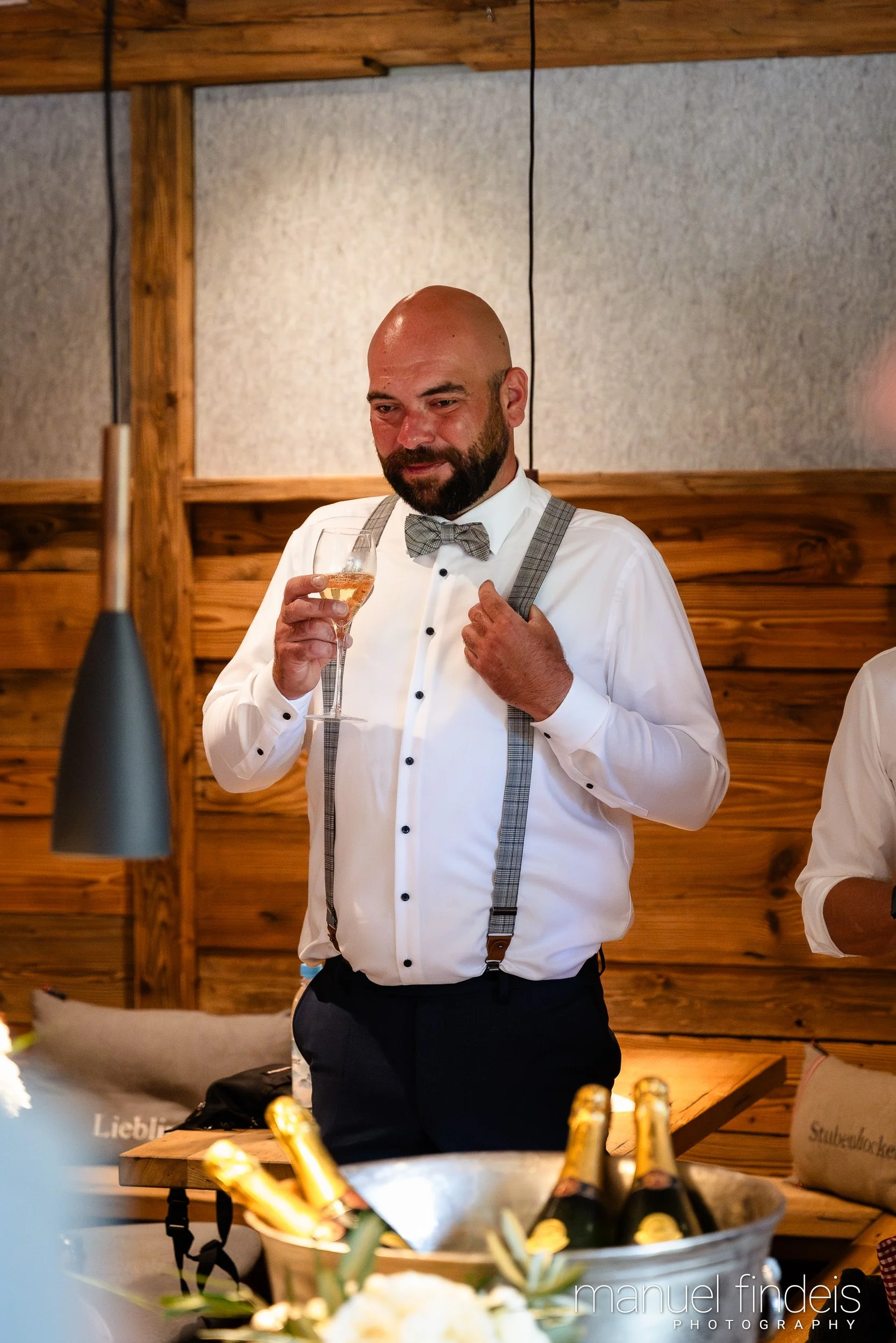 0181_Hochzeit-CuS_www.manuelfindeis.com.jpg