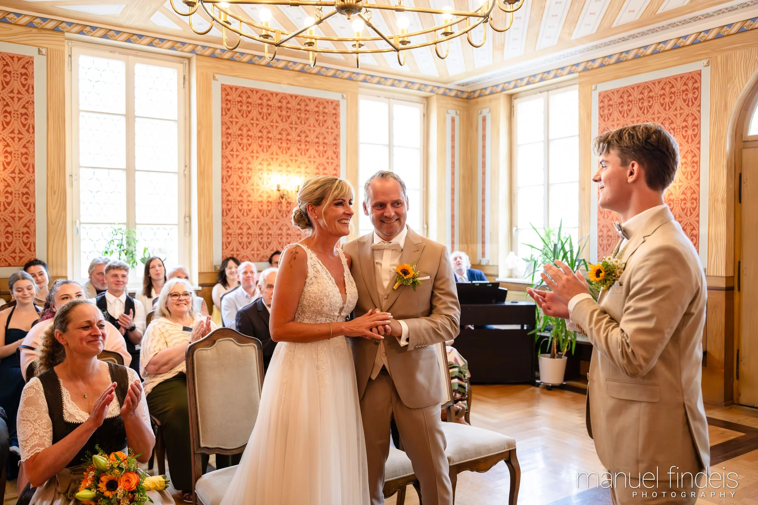 0186_Hochzeit_CuR_www.manuelfindeis.com.jpg