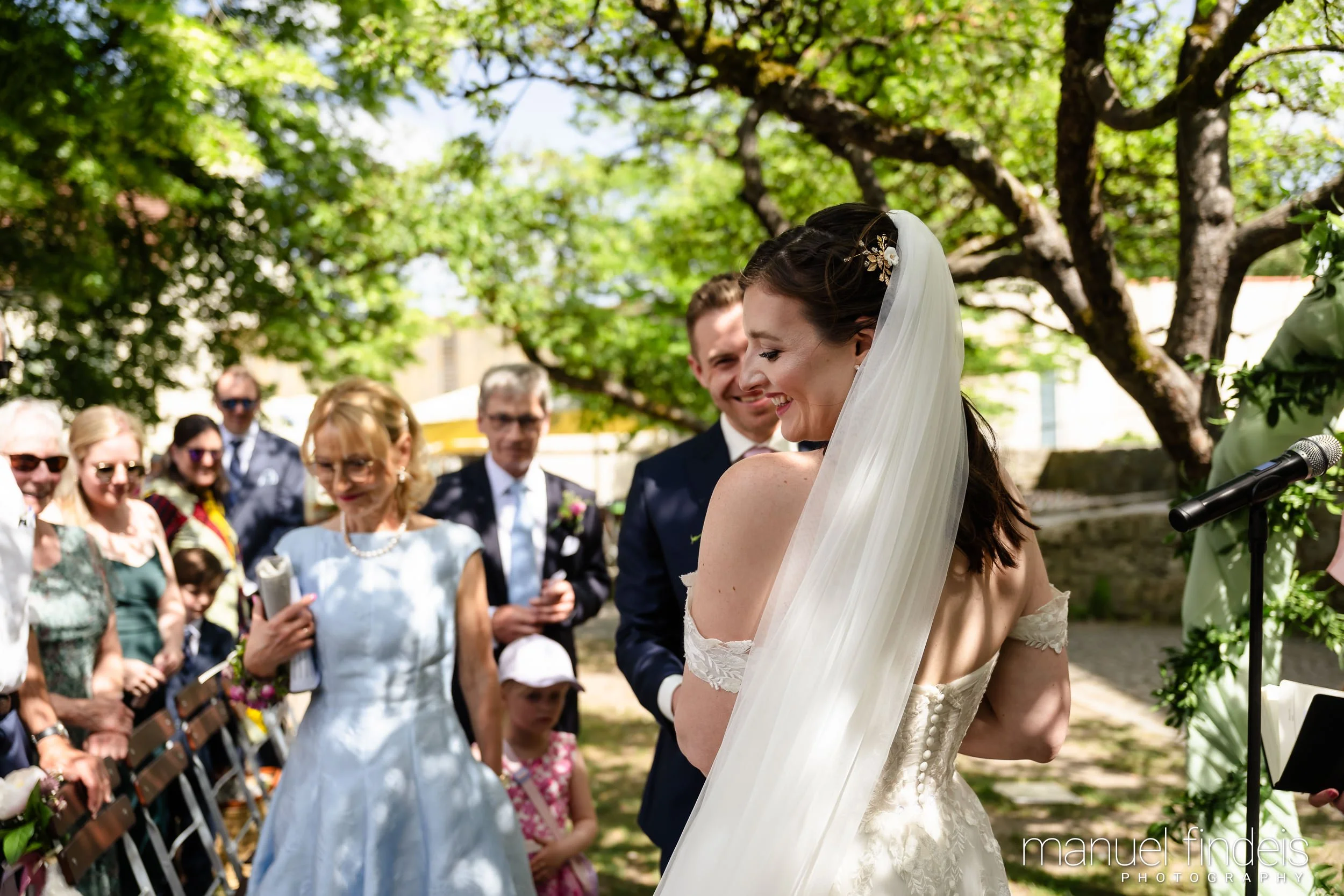 0099_Hochzeit_RuS_www.manuelfindeis.com.jpg