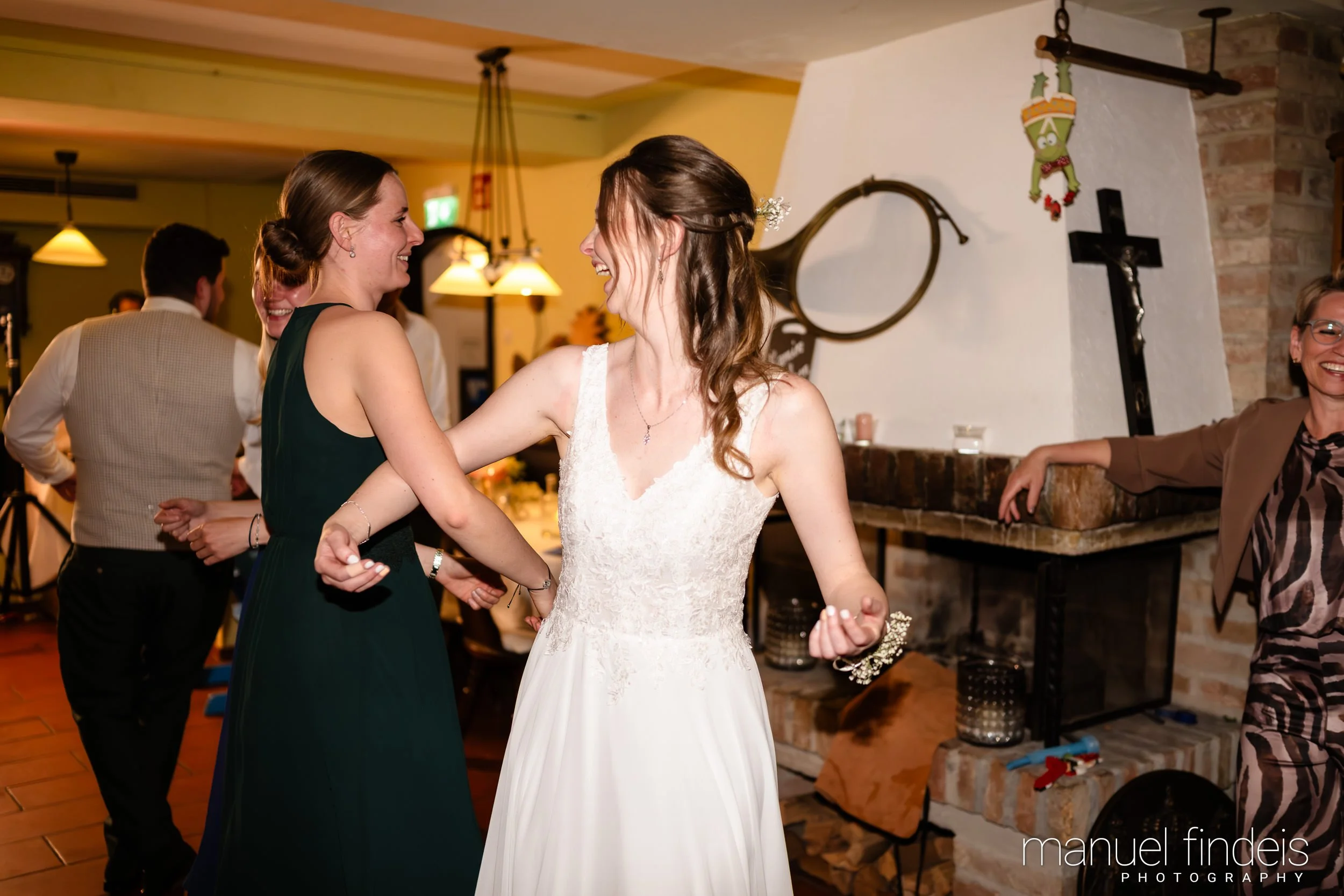 1105_Hochzeit_VuA_www.manuelfindeis.com.jpg