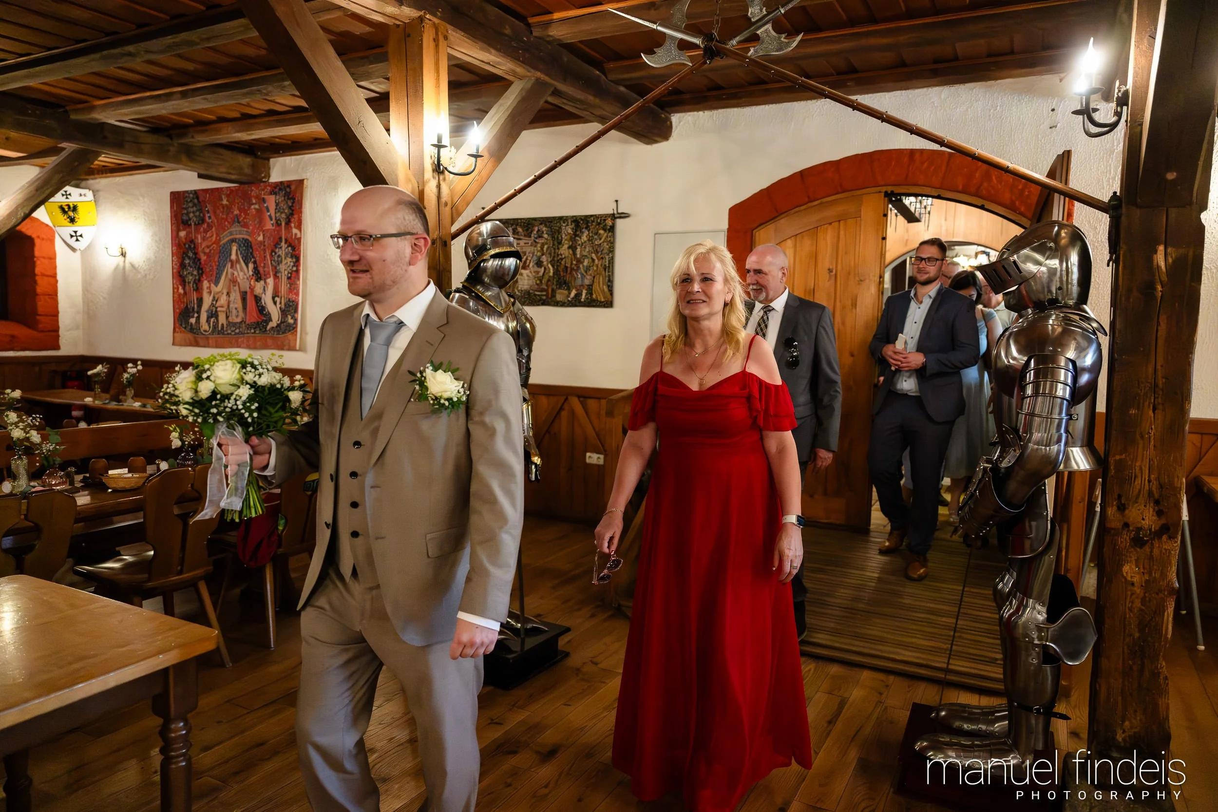 0367_Hochzeit-LUM_www.manuelfindeis.com.jpg