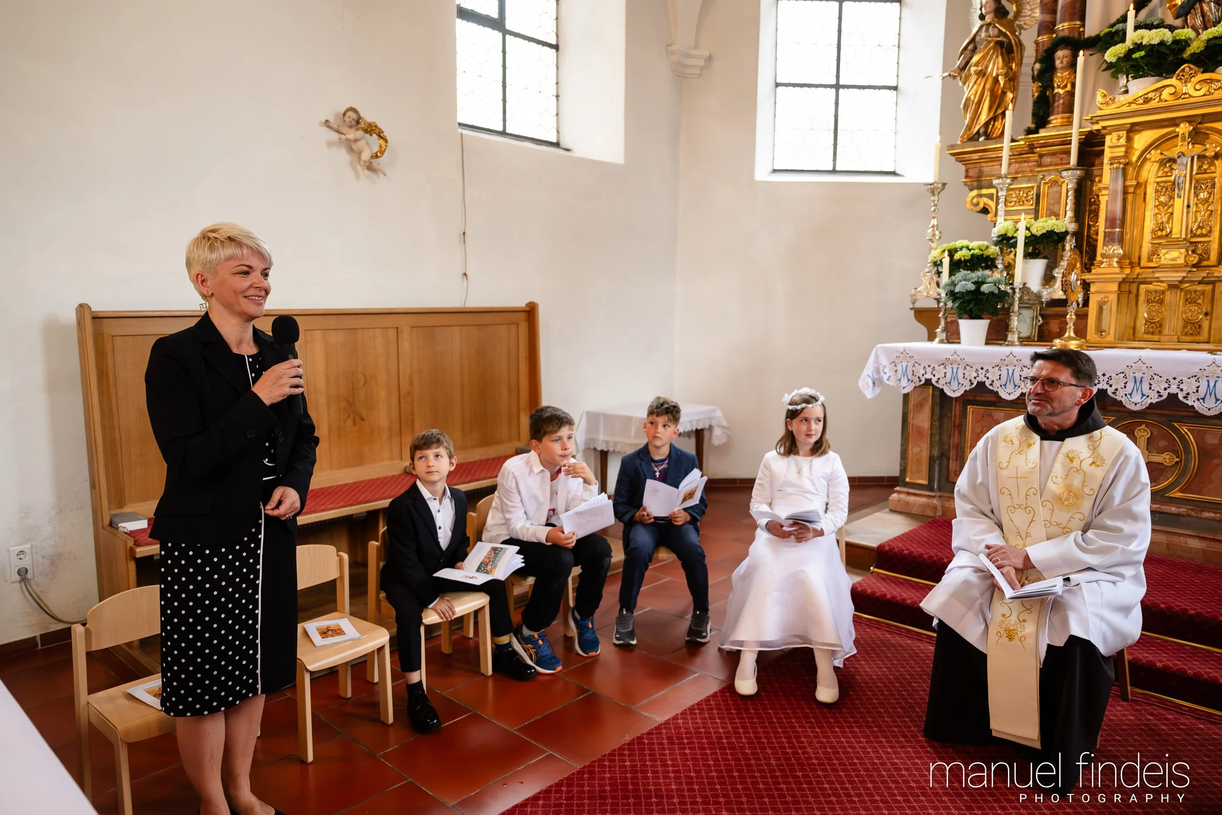 0670_Erstkommunion_2026_www.manuelfindeis.com.jpg