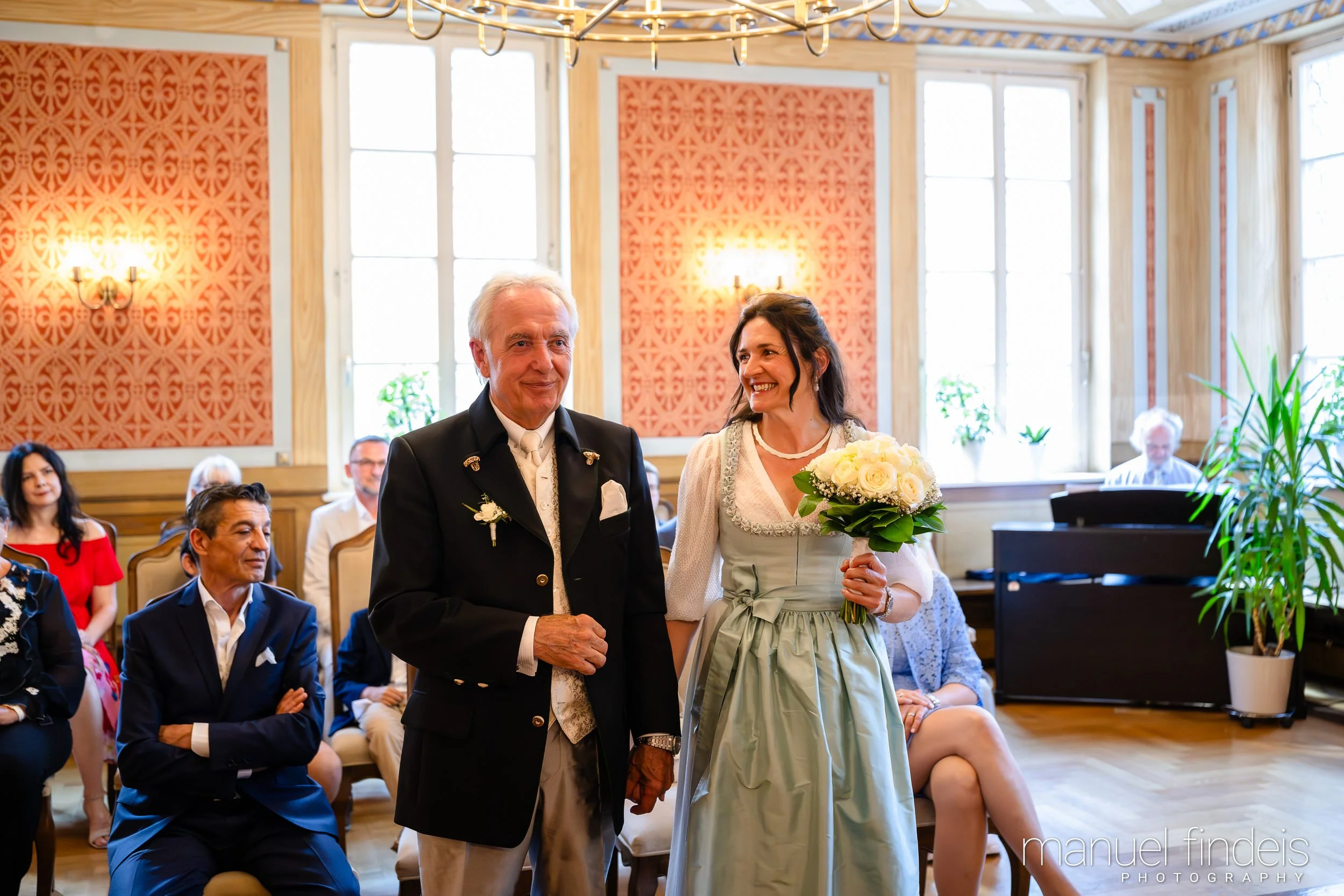 0094_Hochzeit_AuE_www.manuelfindeis.com.jpg