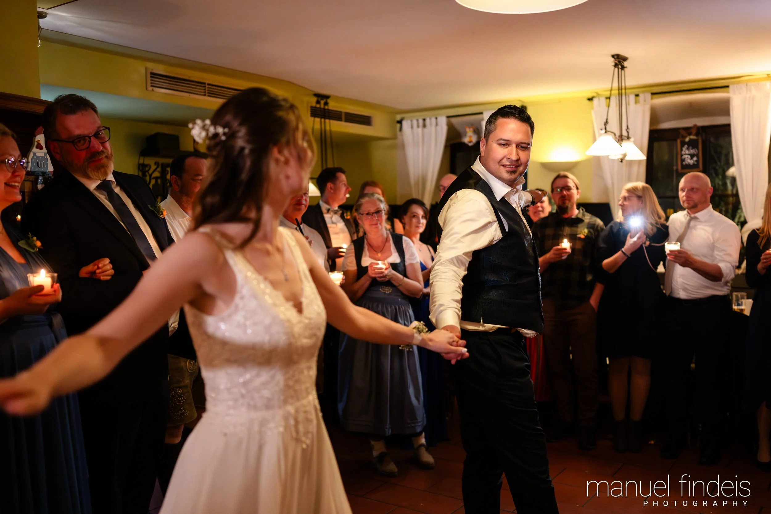 0927_Hochzeit_VuA_www.manuelfindeis.com.jpg