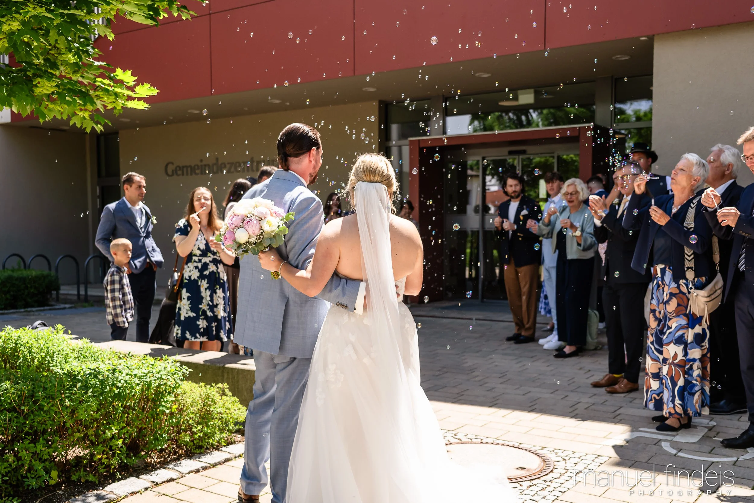0327_Hochzeit_RundS_www.manuelfindeis.com.jpg