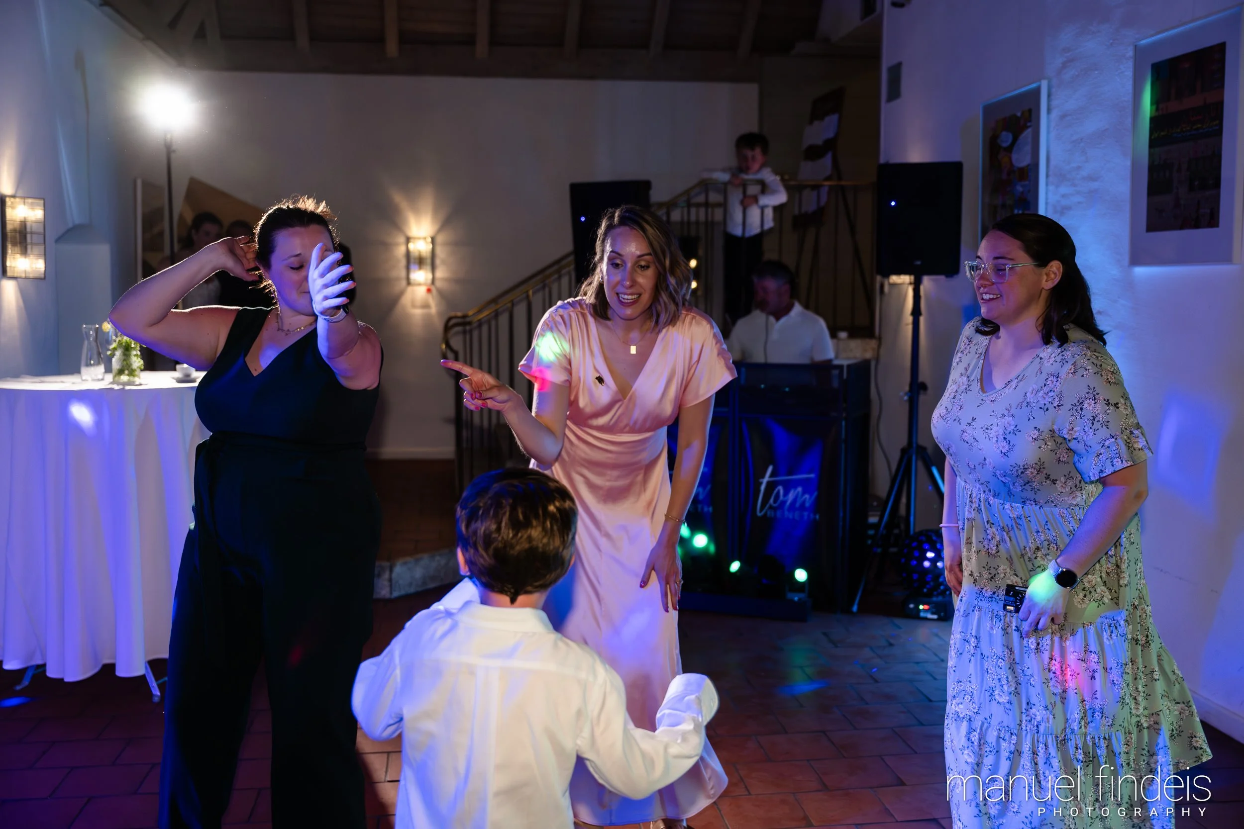1015_Hochzeit_RuS_www.manuelfindeis.com.jpg
